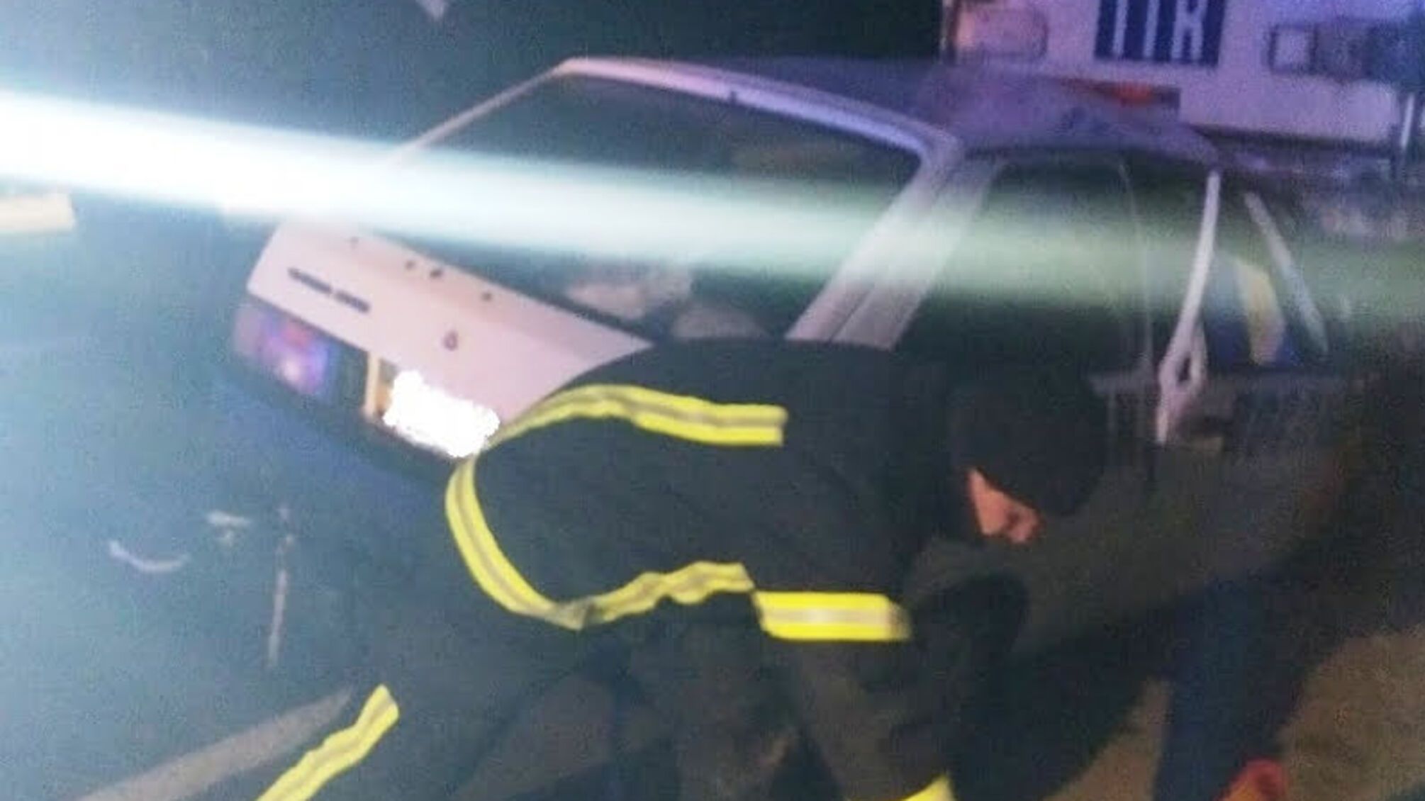 Житомирська область: рятувальники двічі деблокували водіїв з понівечених внаслідок ДТП автівок