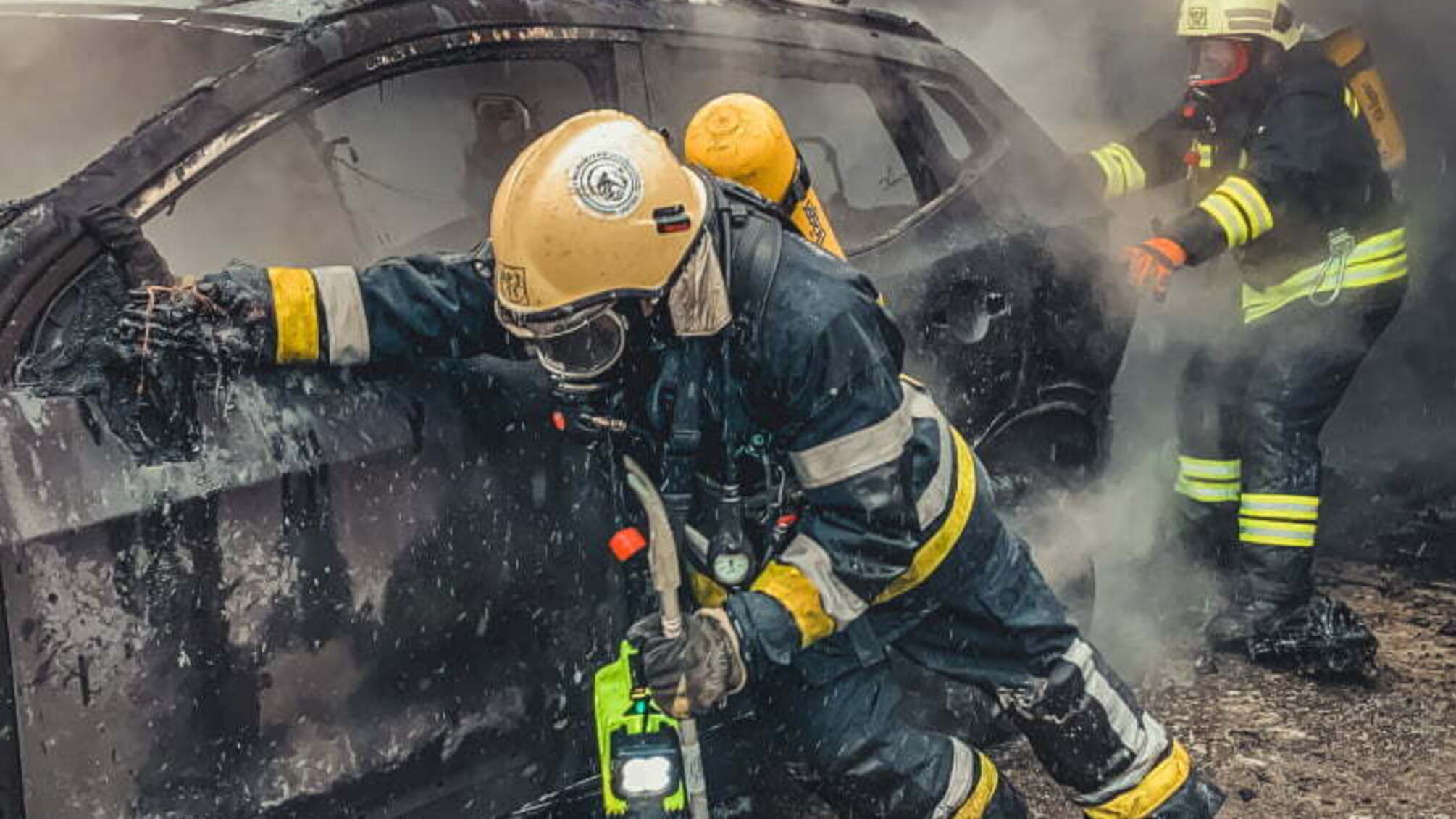 Рятувальники щодня виїжджають на ліквідацію пожеж, що виникають у транспортних засобах