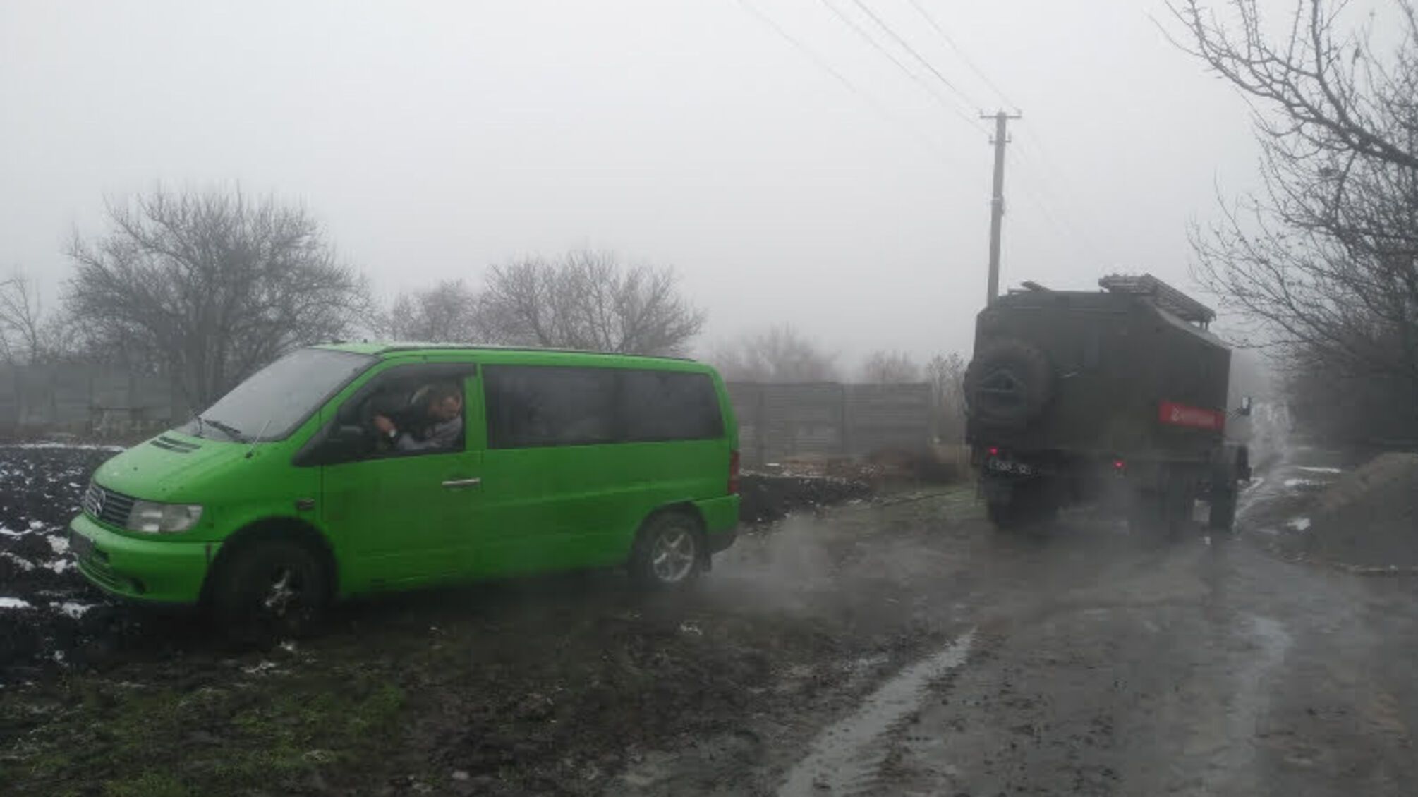 Рятувальники Кіровоградської області надали допомогу водіям восьми автомобілів на складних ділянках доріг