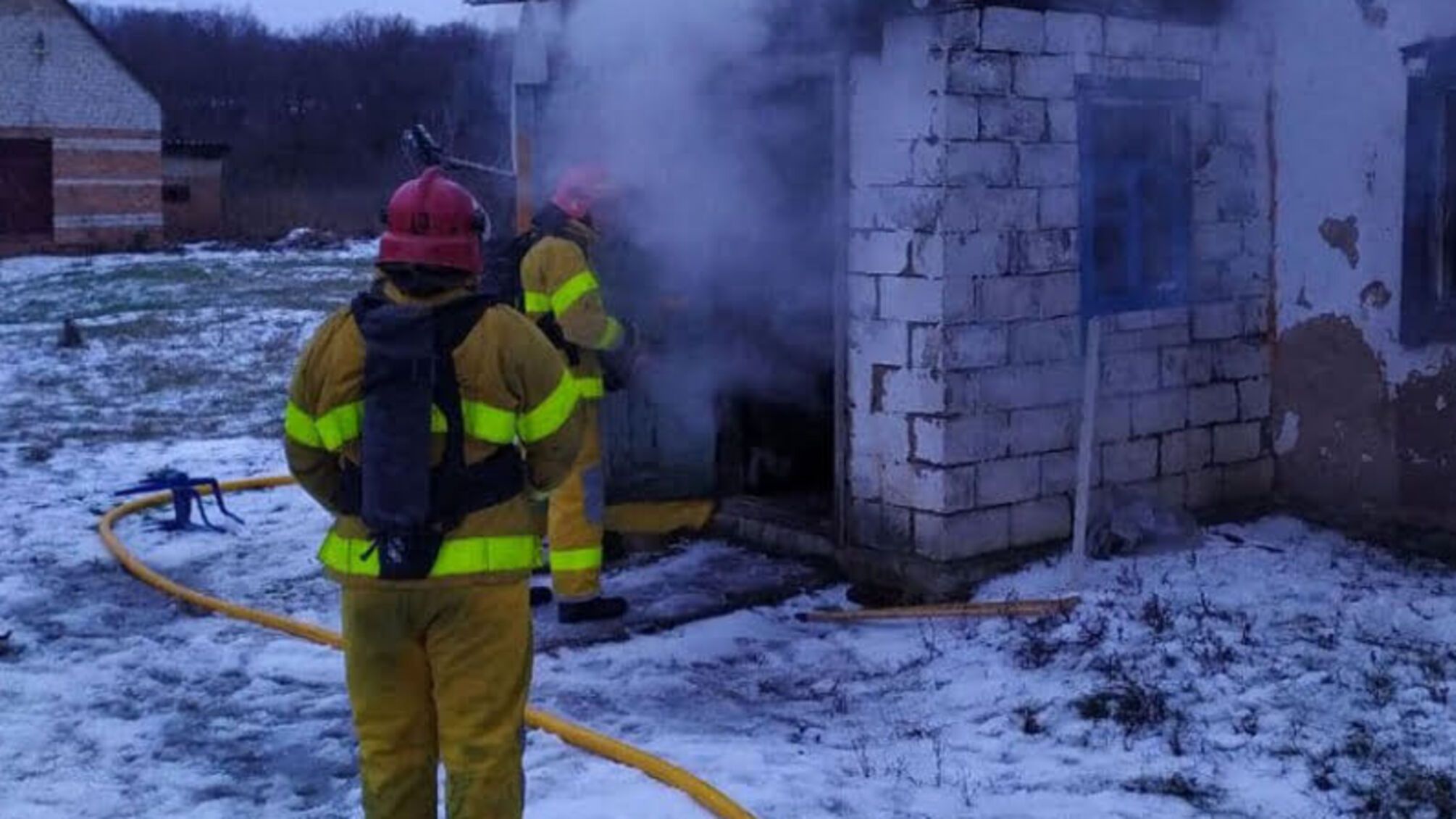 Полтавська область: під час гасіння пожежі в будинку вогнеборці виявило тіло господаря