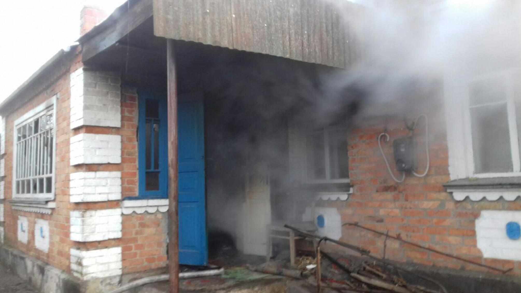 Кіровоградська область: рятувальниками ліквідовано дві пожежі, на одній із яких виявлено тіло загиблої жінки