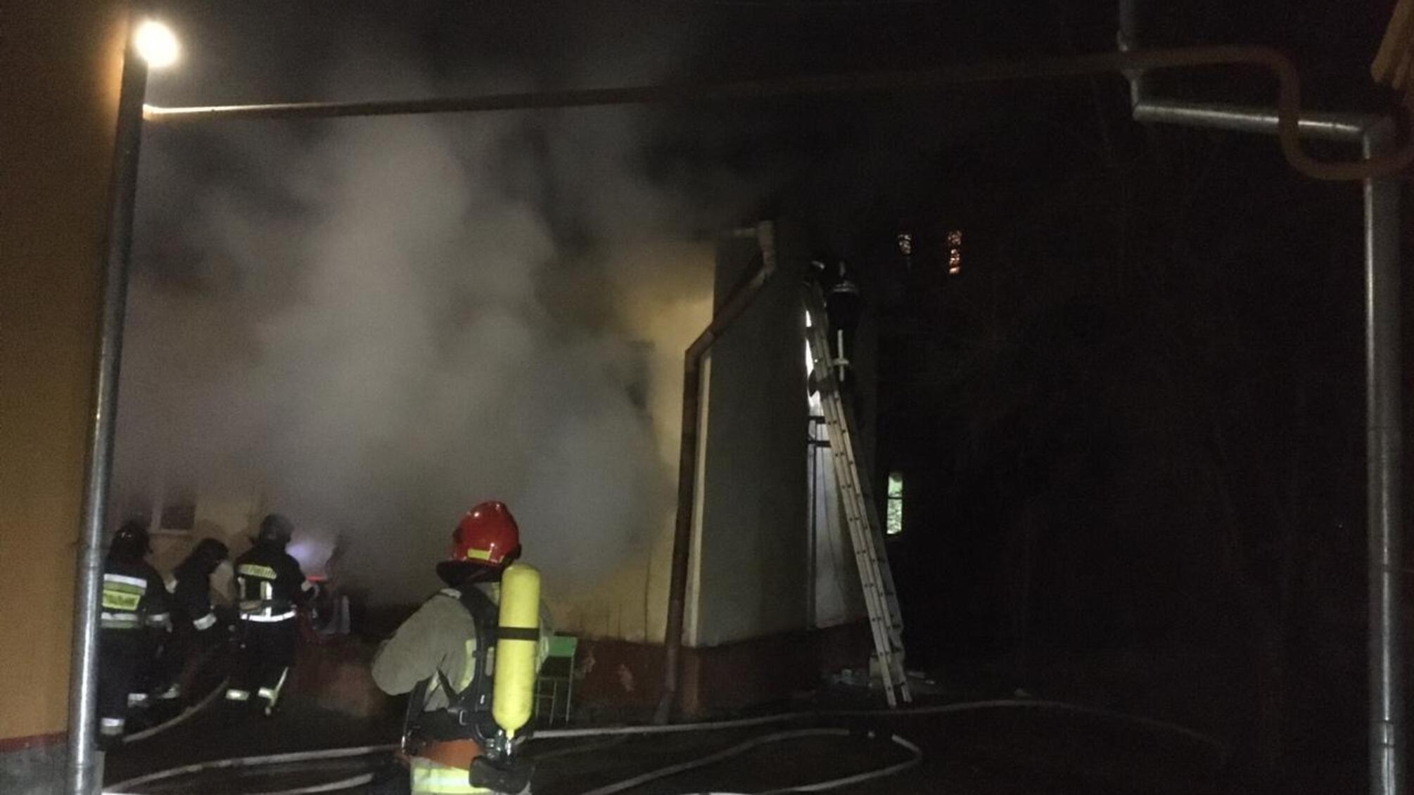 Рятувальники ліквідували пожежу в кімнаті,та врятували будівлю храму