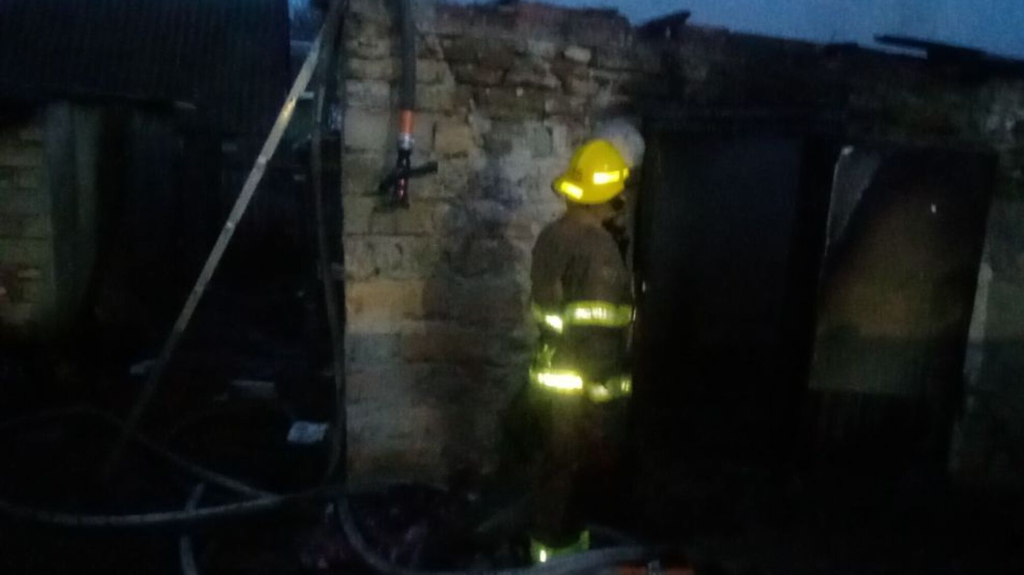 Одеська область: рятувальники ліквідували загорання будівлі