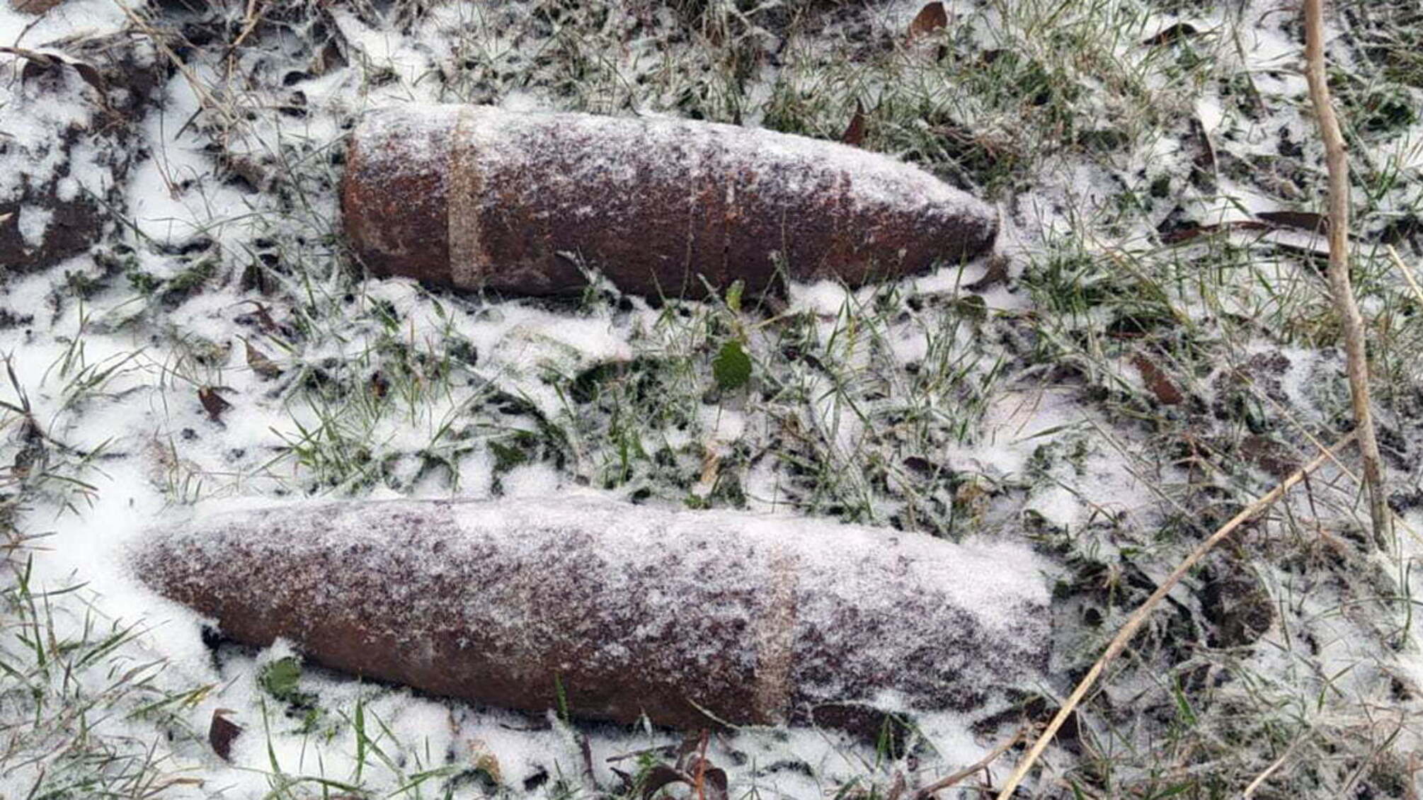 На Дніпропетровщині піротехніки ДСНС знищили застарілі боєприпаси