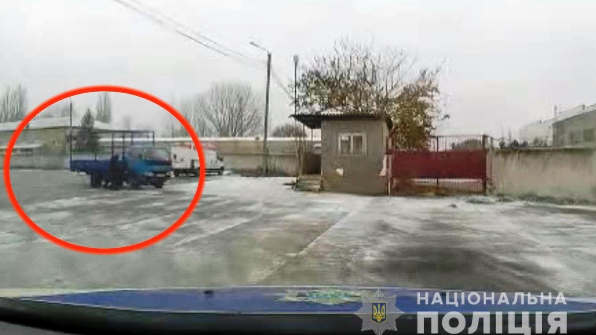 У Білгороді-Дністровському поліцейські затримали місцевого мешканця за хуліганство на пошті