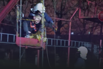 Хотів стрибнути з телевізійної вежі: у Франківську від самогубства врятували чоловіка