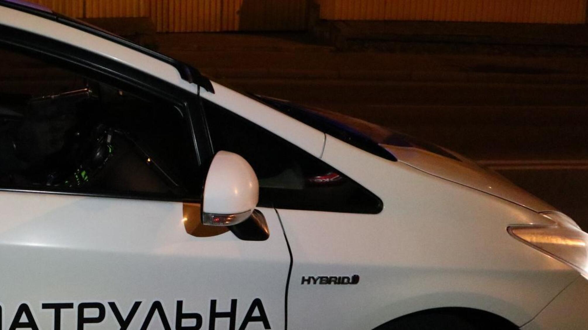 Здійснив два постріли у велосипедиста через відмову зупинитися – патрульний поліцейський Рівного постане перед судом