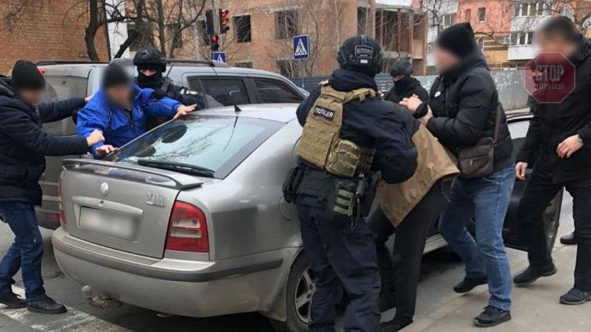 У Полтавській області зловмисники незаконно продавали іномарки (фото)