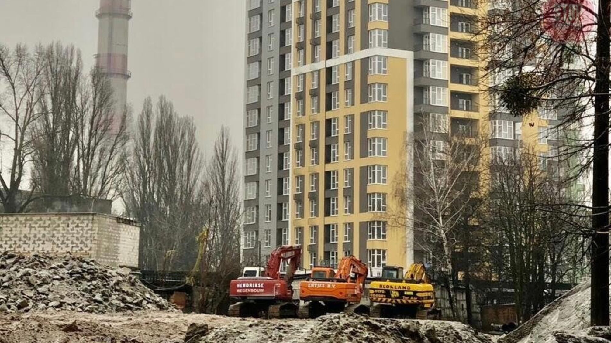 Новосілля у промзоні: у Києві продають квартири у незаконному ЖК