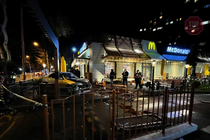 В Одесі автівка протаранила McDonald's, є постраждала (фото)