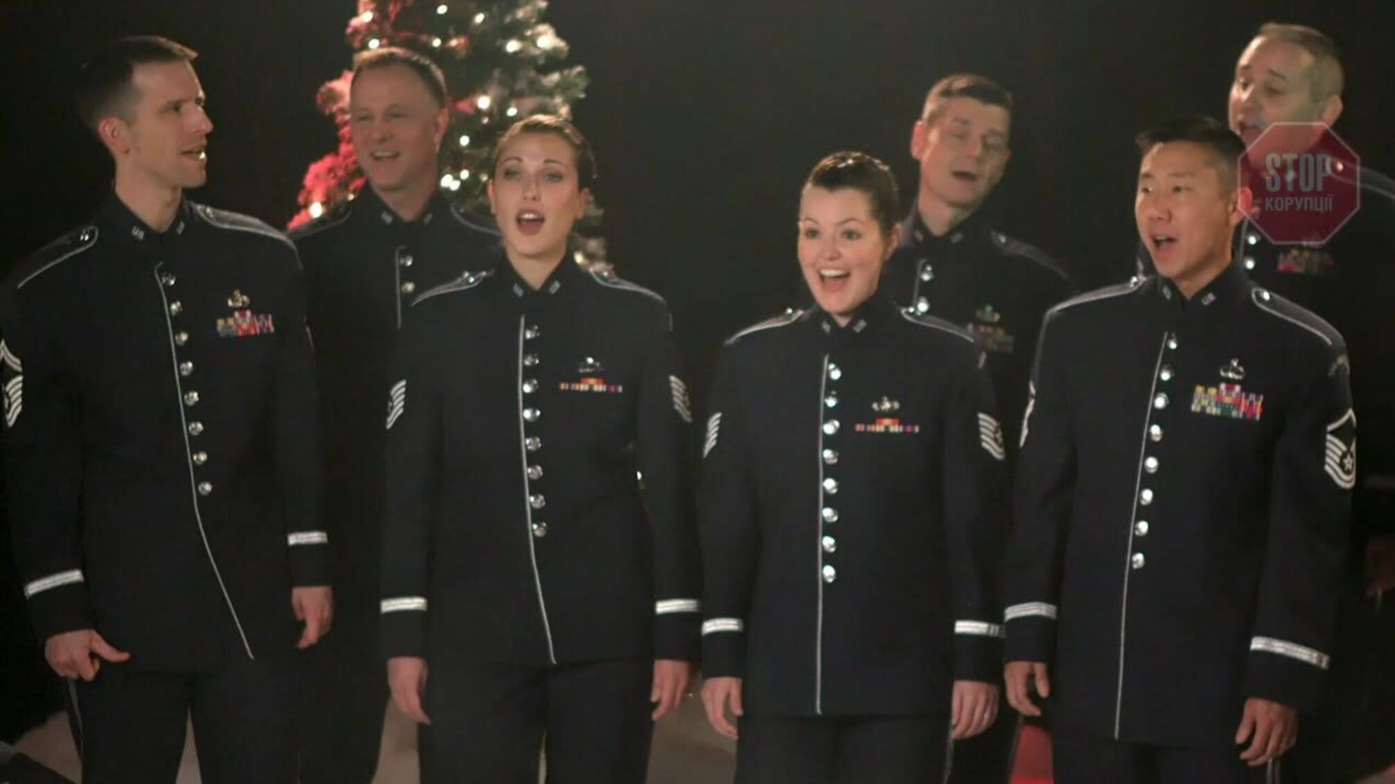 Привітали українців зі святами: військовий оркестр США виконав 'Щедрик' (відео)