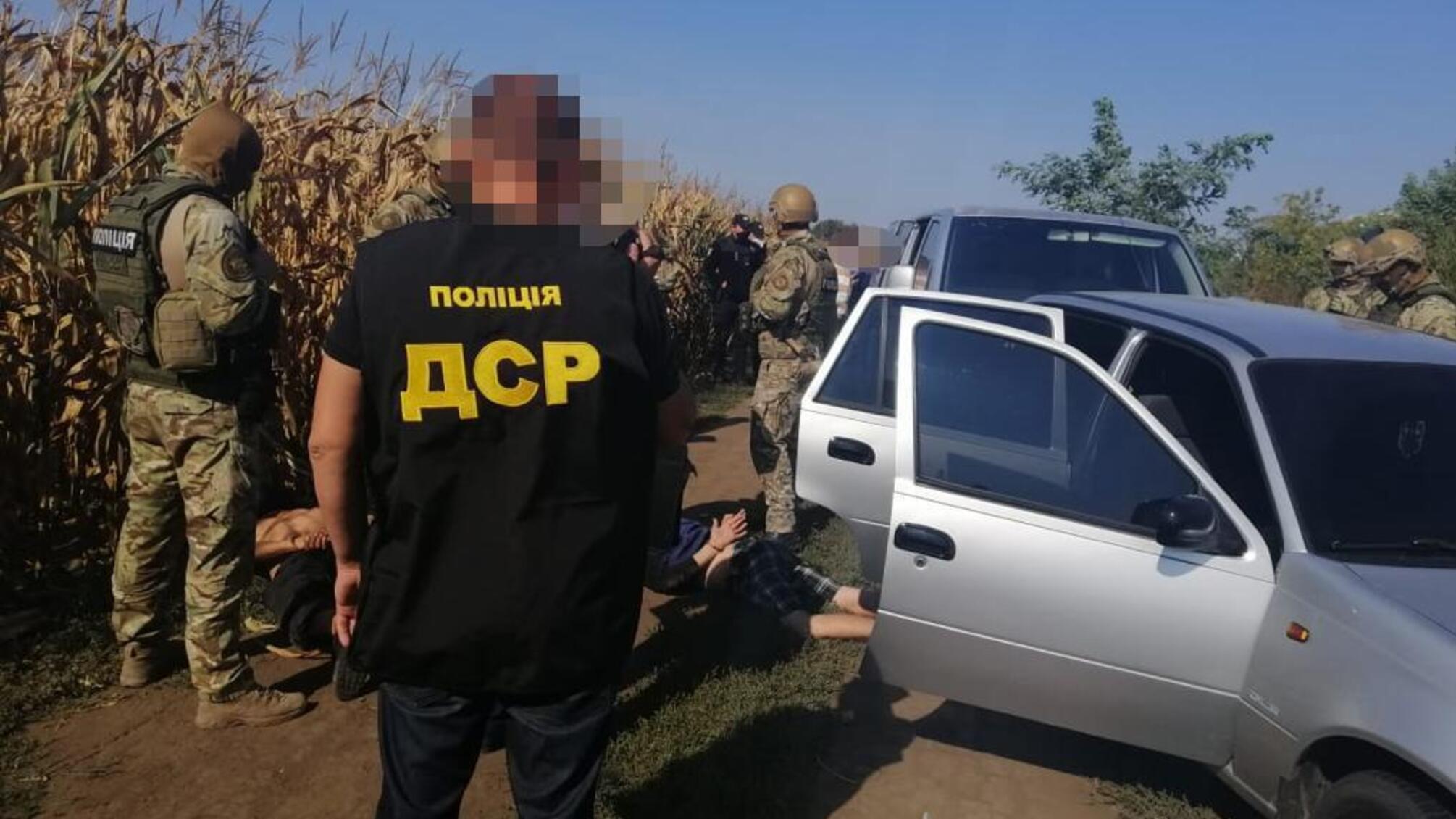 Поліцейські повідомили про підозру «наглядачеві» колонії Сумщині за поширення злочинного впливу