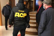 Закарпатські поліцейські повідомили про підозру групі осіб на чолі з головою ОТГ за розкрадання коштів