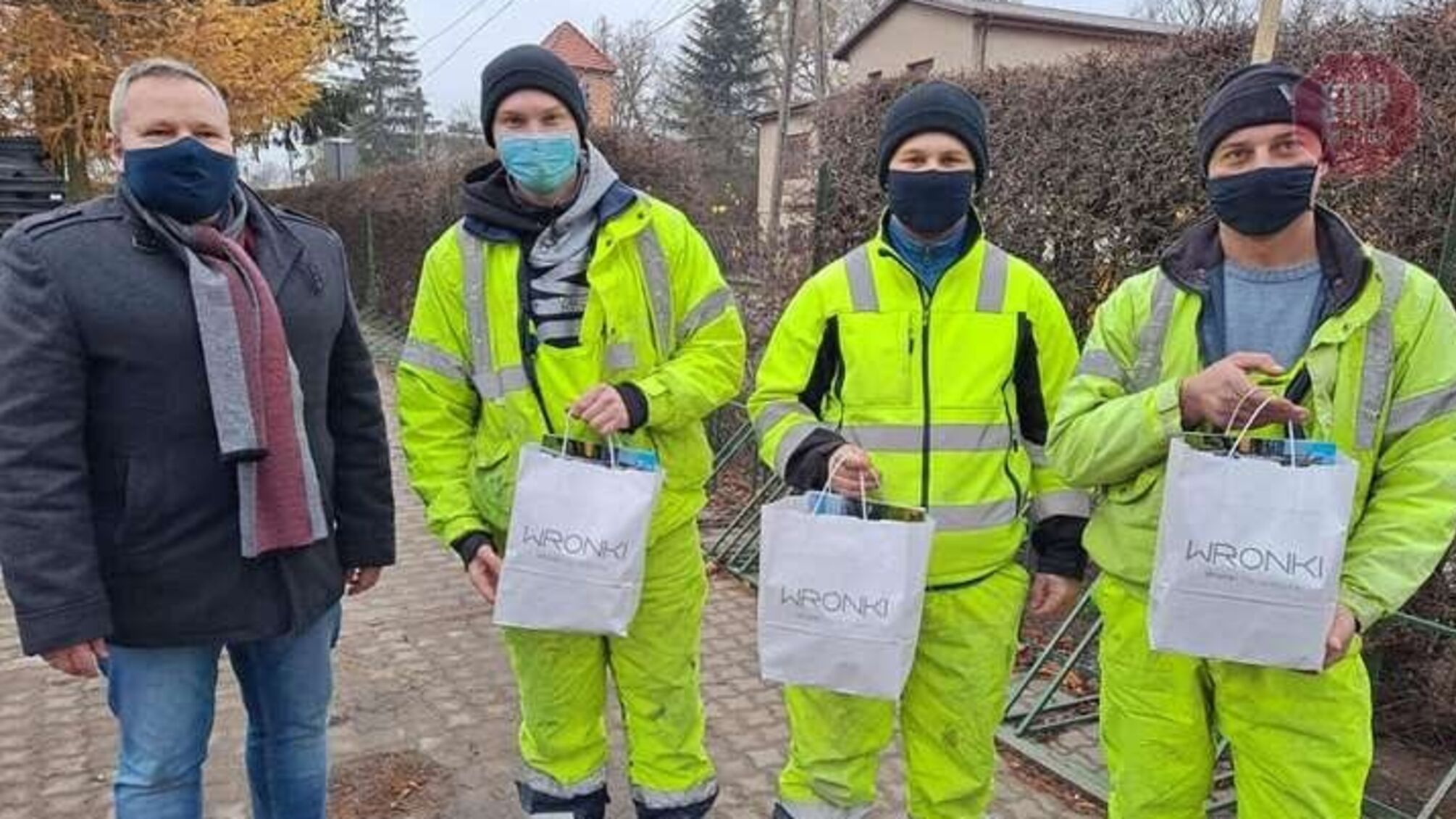 Хлопець вже не дихав і почав синіти: у Польщі українські заробітчани врятували дитину
