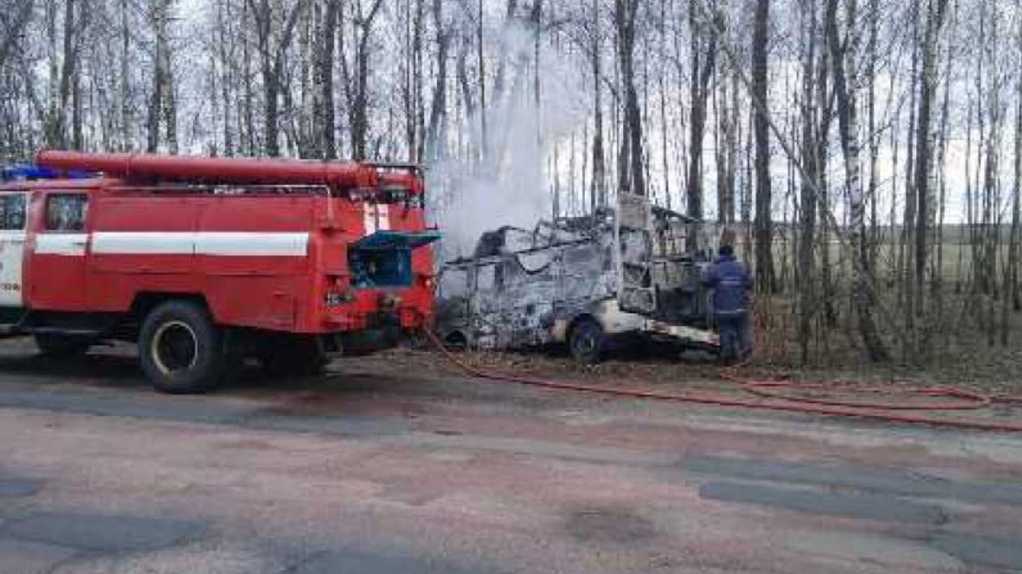 Житомирська область: за минулу добу в Коростенському районі рятувальники ліквідували дві пожежі