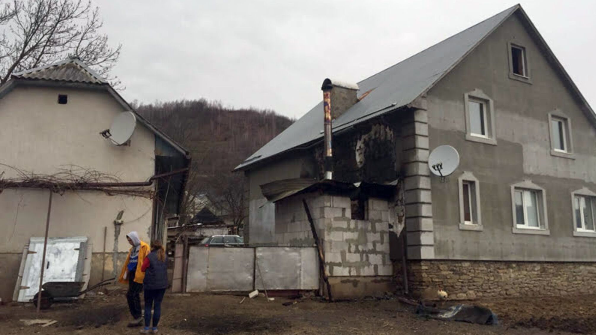 Закарпаття: пожежники врятували житловий будинок від знищення вогнем