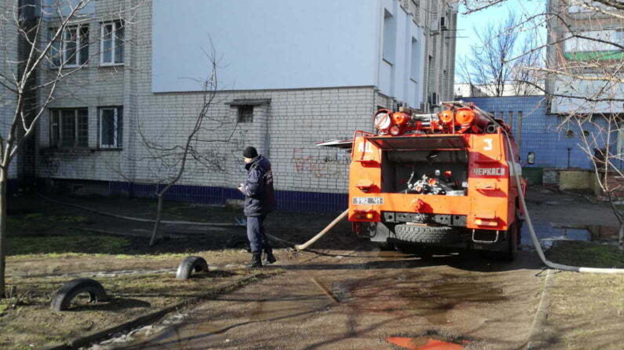 Черкаська область: під час пожежі з багатоповерхівки евакуйовані 5 чоловік