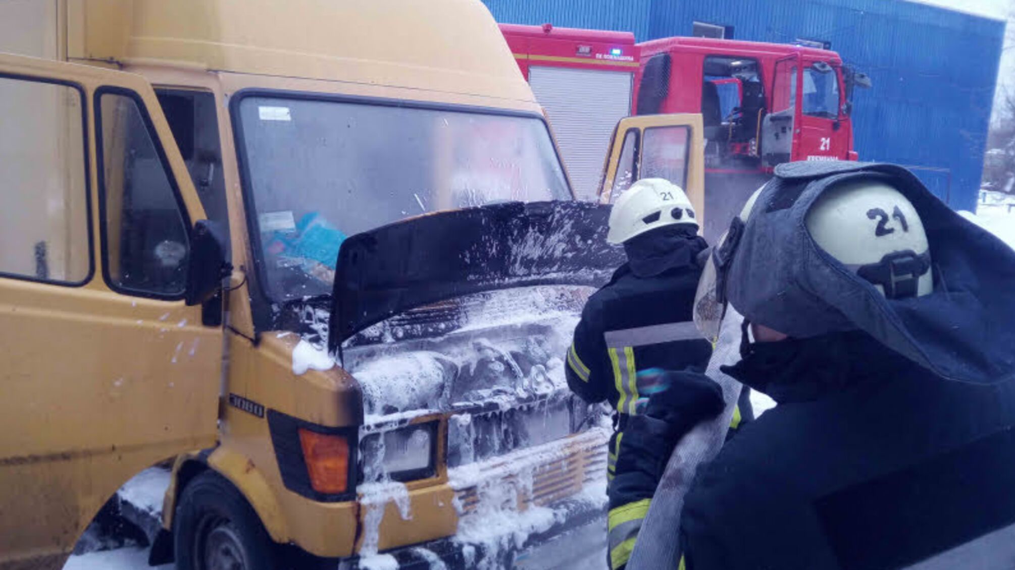 Луганська область: рятувальники ліквідували загоряння вантажного автомобіля