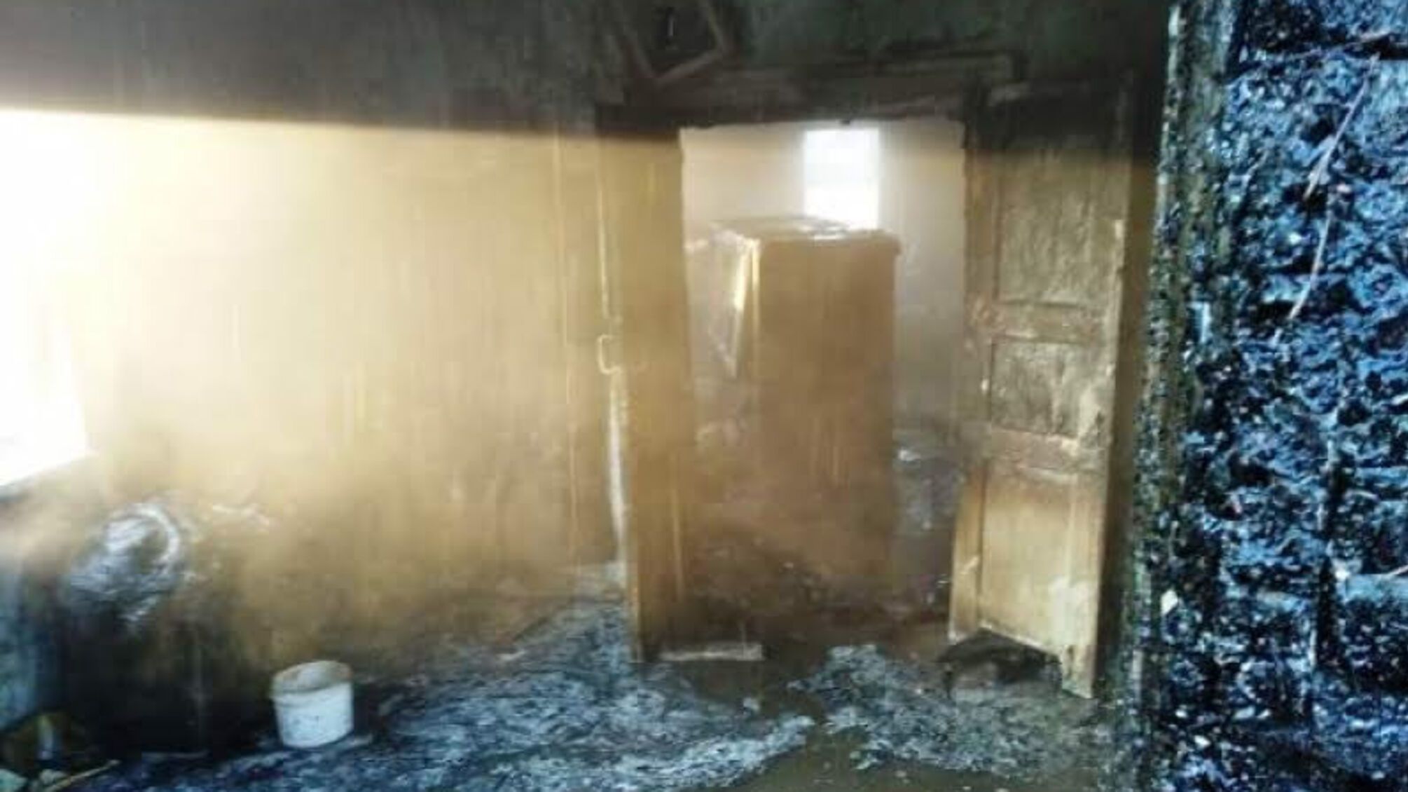 Житомирська область: під час ліквідації пожежі в будинку виявлено тіло чоловіка