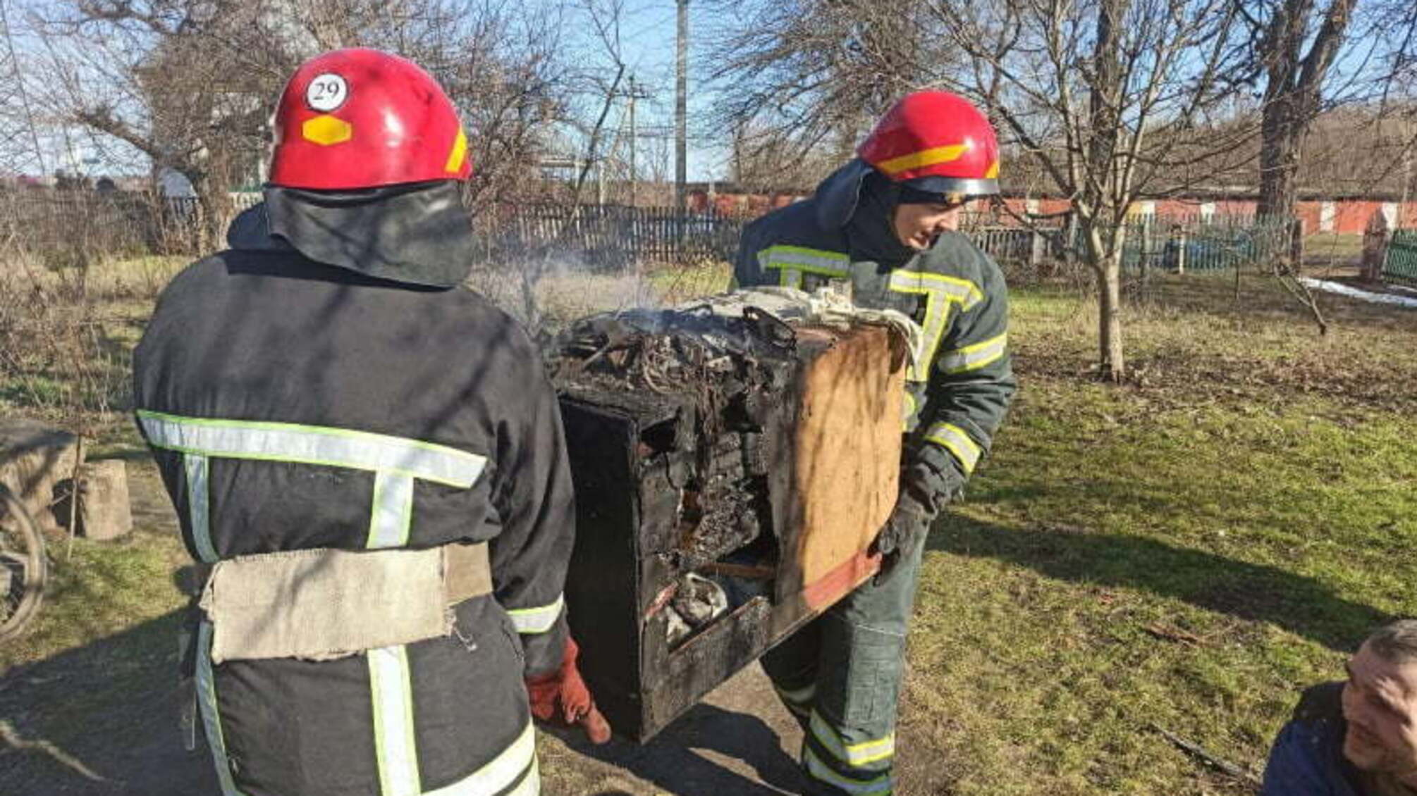 Минулої доби рятувальники Кіровоградщини приборкали 3 пожежі різного характеру