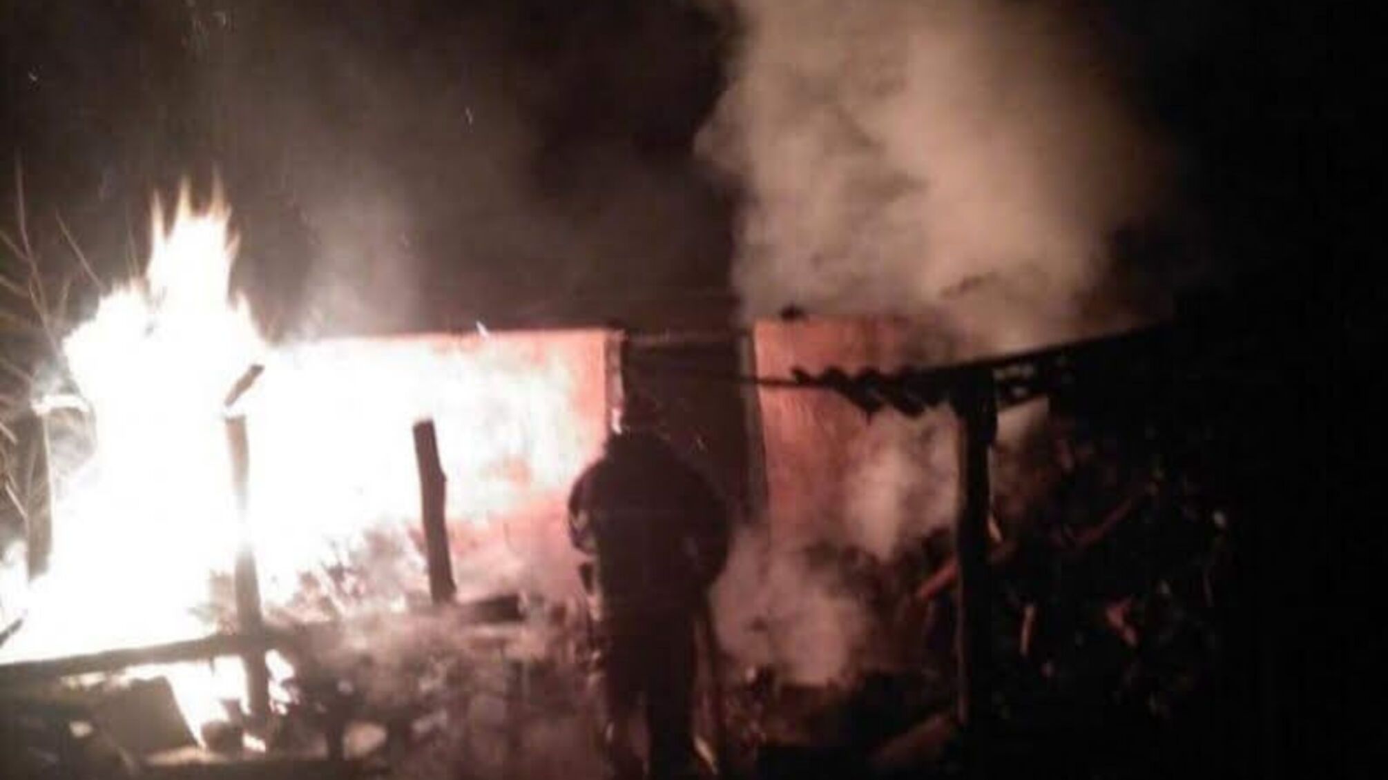 На Вінниччині ліквідовано пожежі в двох будівлях