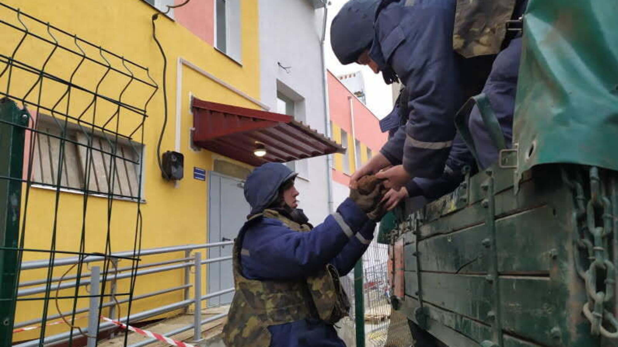 Запорізька область: фахівці-піротехніки вилучили 96 вибухонебезпечних предметів часів минулих війн