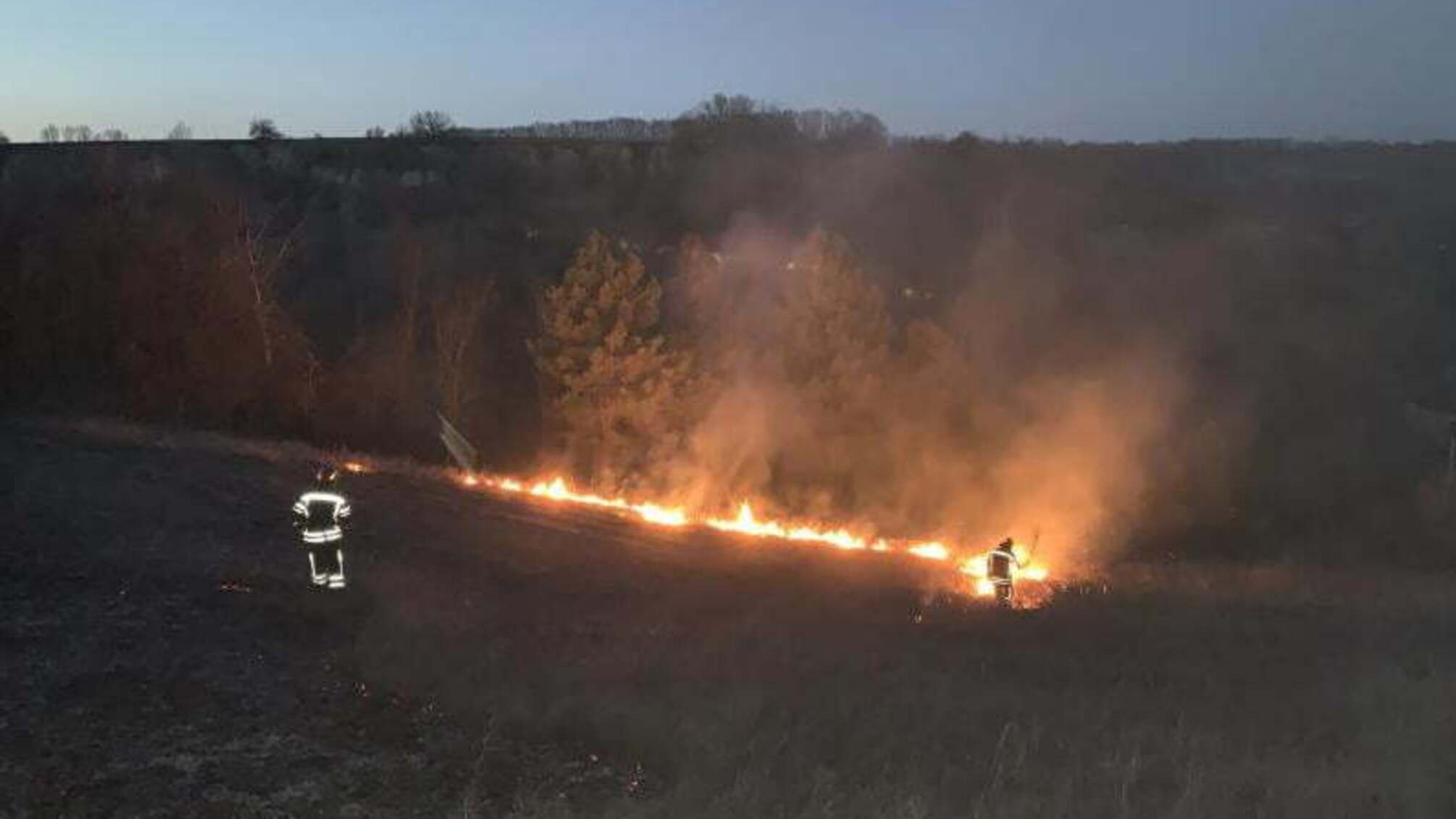 Кіровоградська область: рятувальники загасили 4 пожежі сухої рослинності