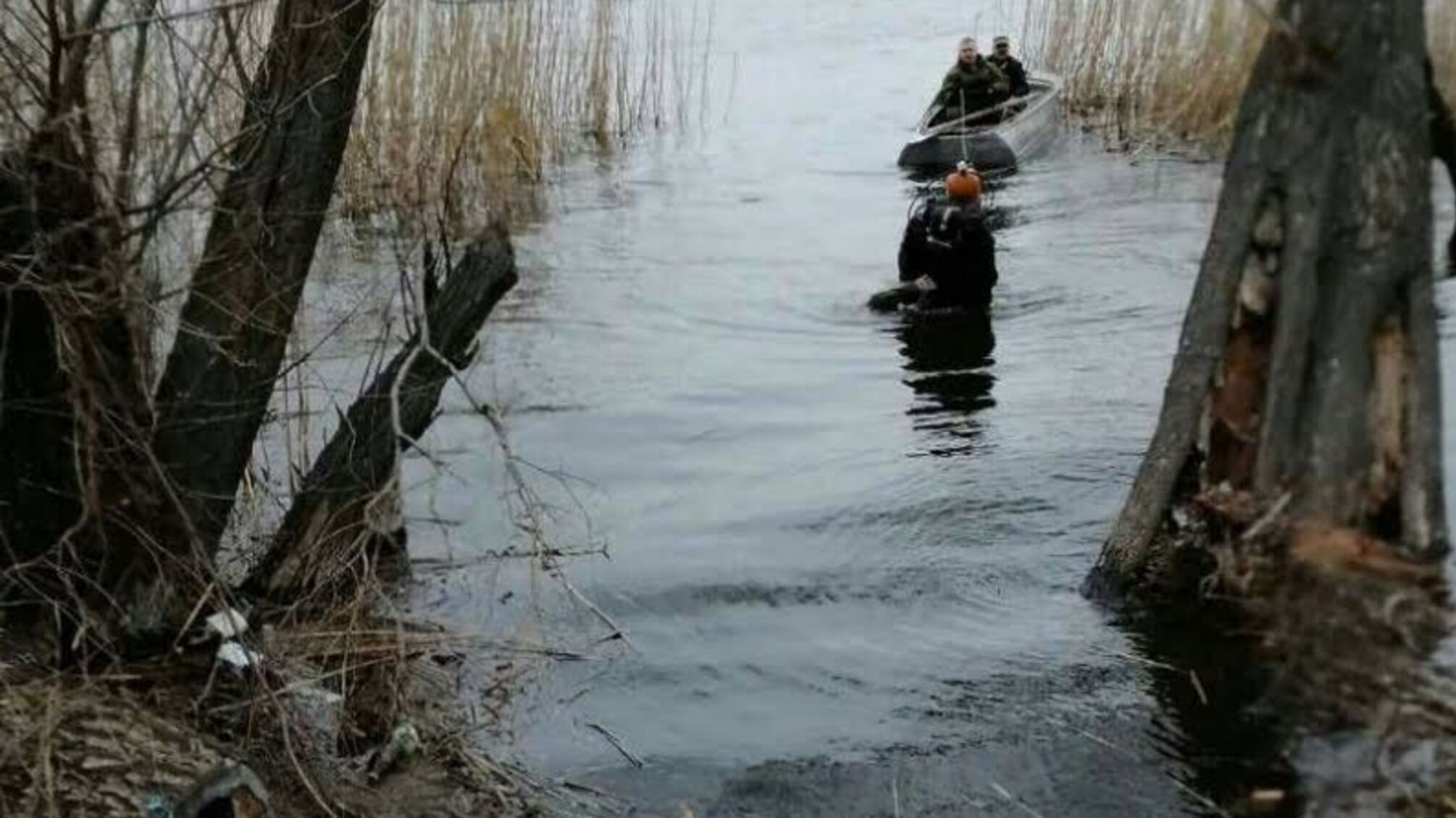 Кіровоградська область: рятувальники вилучили з водойми тіло загиблого чоловіка