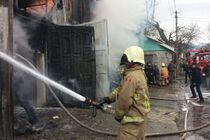 Закарпаття: рятувальники ліквідували пожежу в автомайстерні