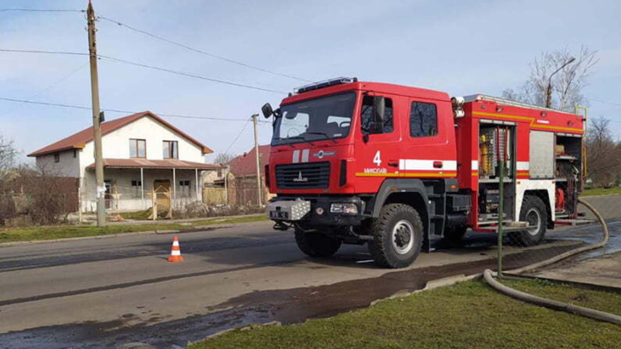 Миколаївська область: минулої доби вогнеборці загасили пожежі житлового будинку та двох господарчих споруд