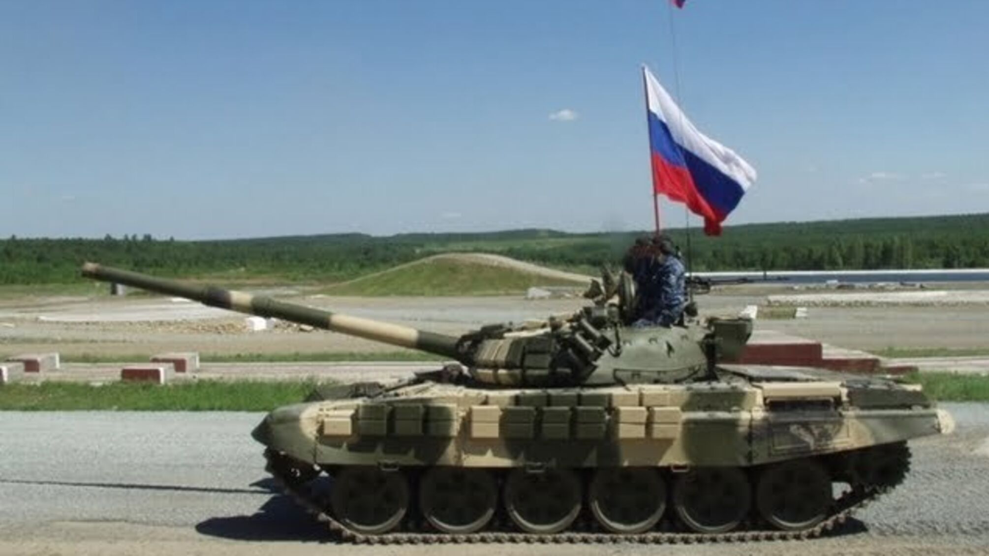 Российские танки идут на Донецк
