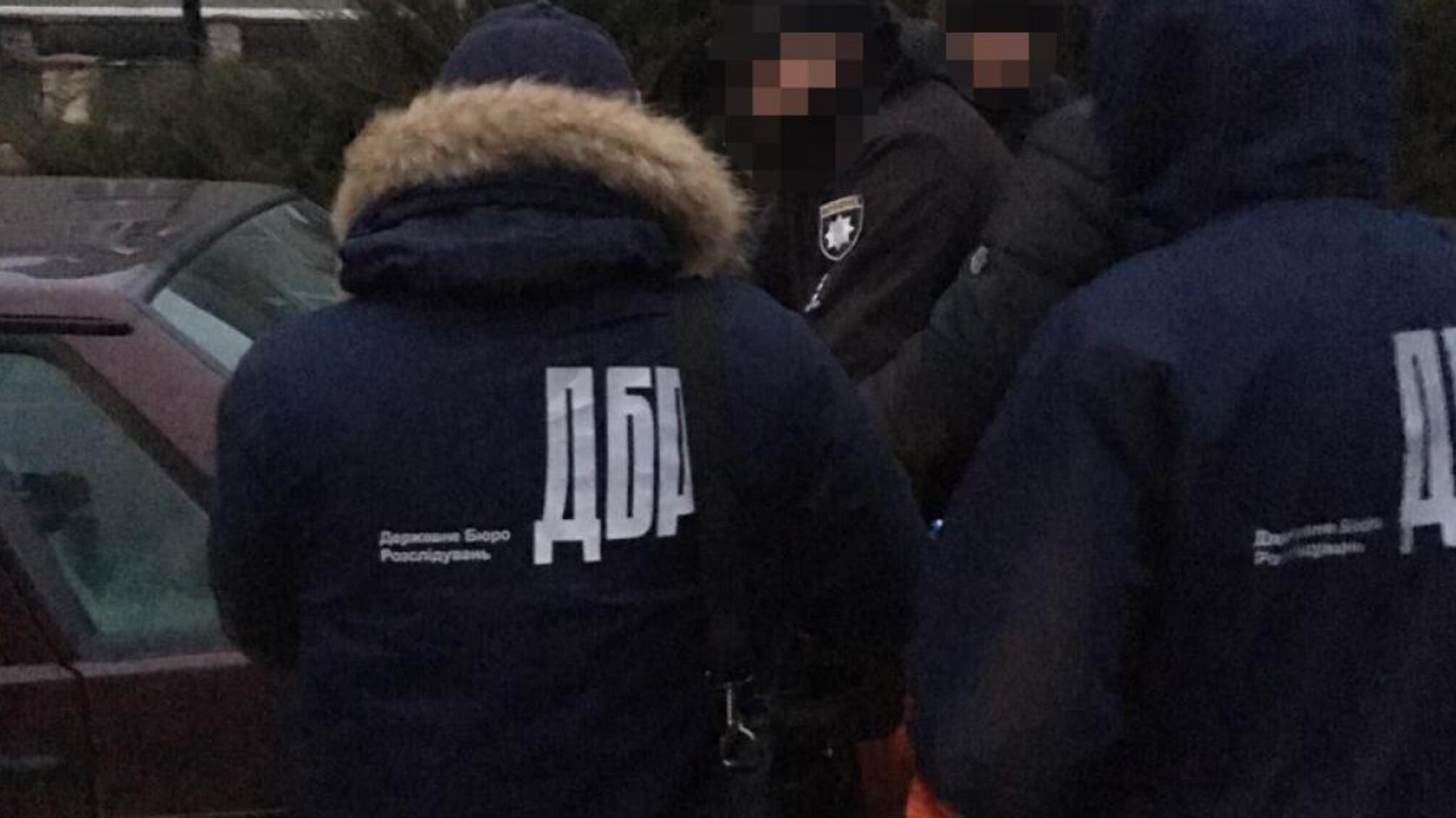 400 доларів США за повернення водійського посвідчення – ДБР затримало патрульного