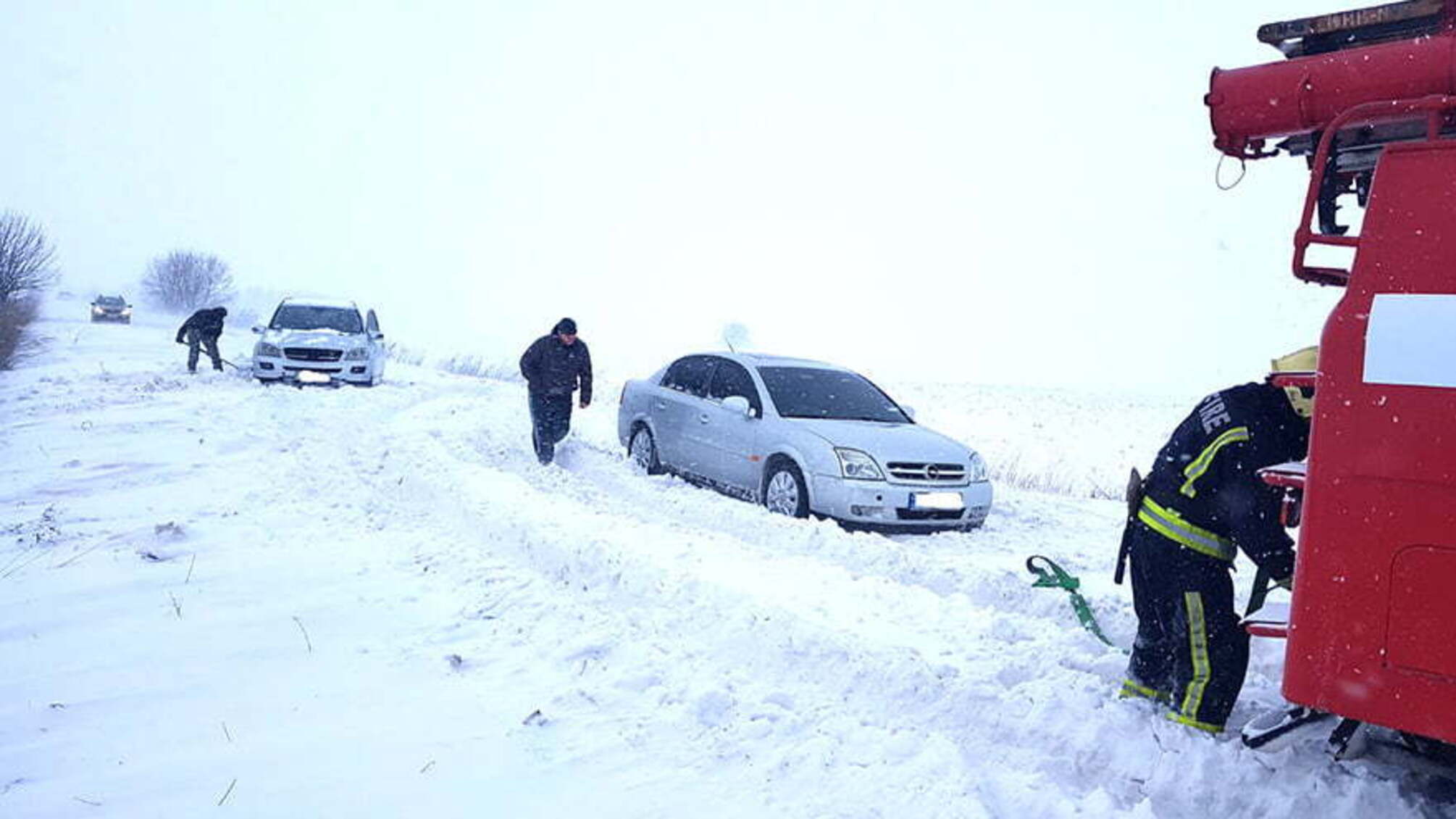 Полтавська область: за добу рятувальники відбуксирували 21 автомобіль
