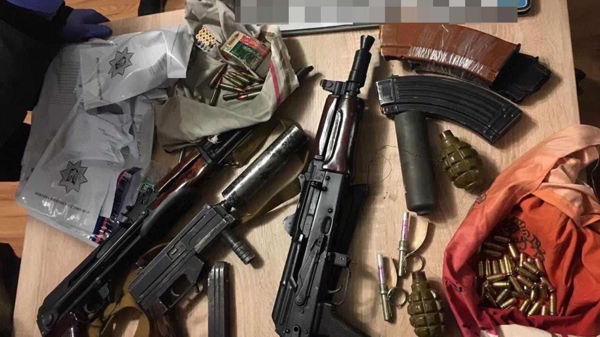 У Дніпрі поліцейські затримали злочинну групу, члени якої скоїли смертельне ДТП на пр. Слобожанському та підозрюються у серії особливо тяжких злочинів