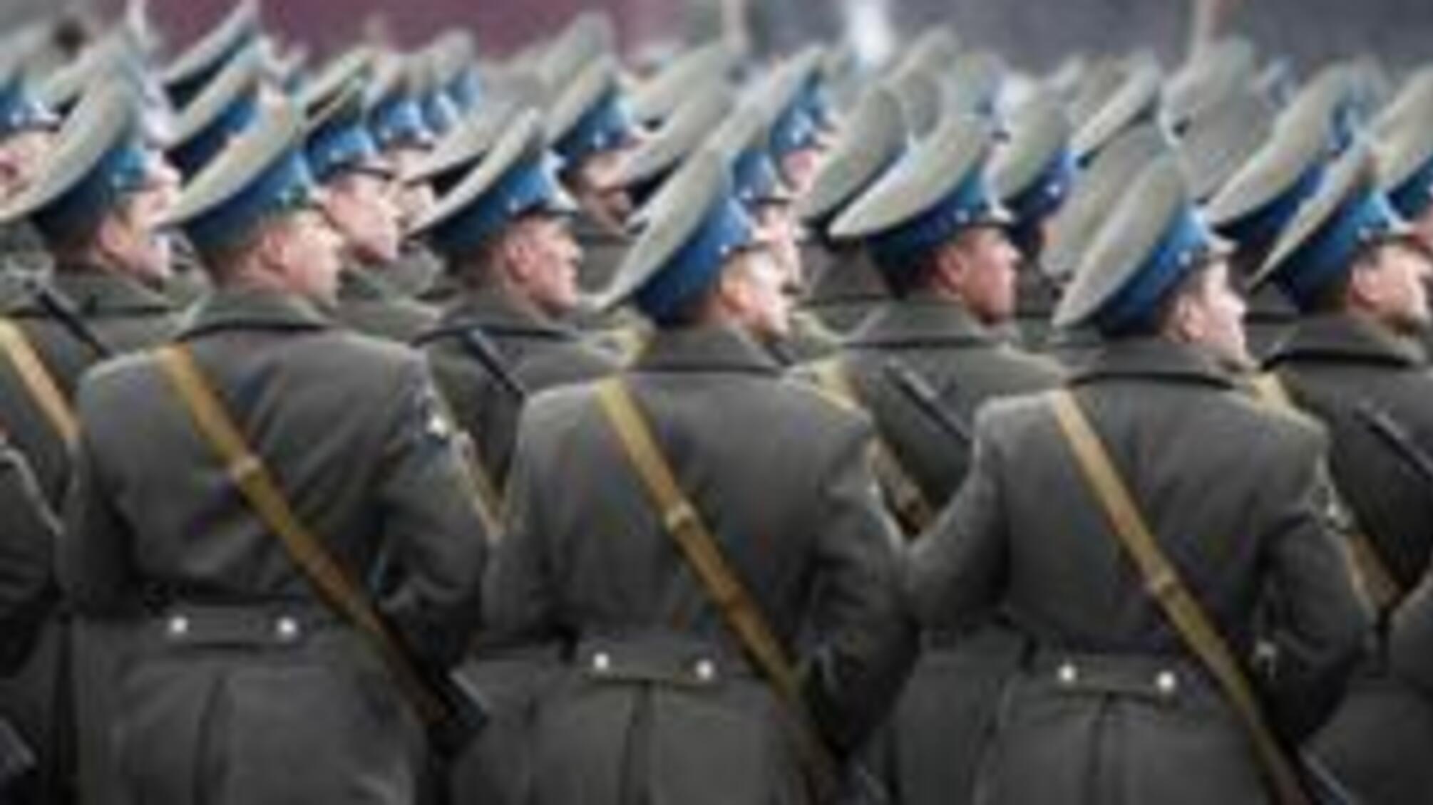 Армию разоружают. Украина остается без защиты