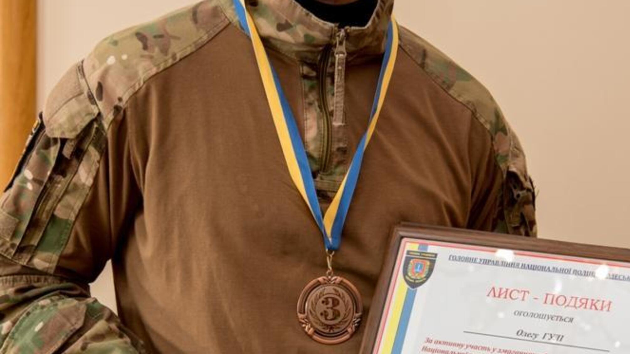 Олег Бех привітав одеського спецпризначенця із вдалим виступом на чемпіонаті Нацполіції з гирьового спорту