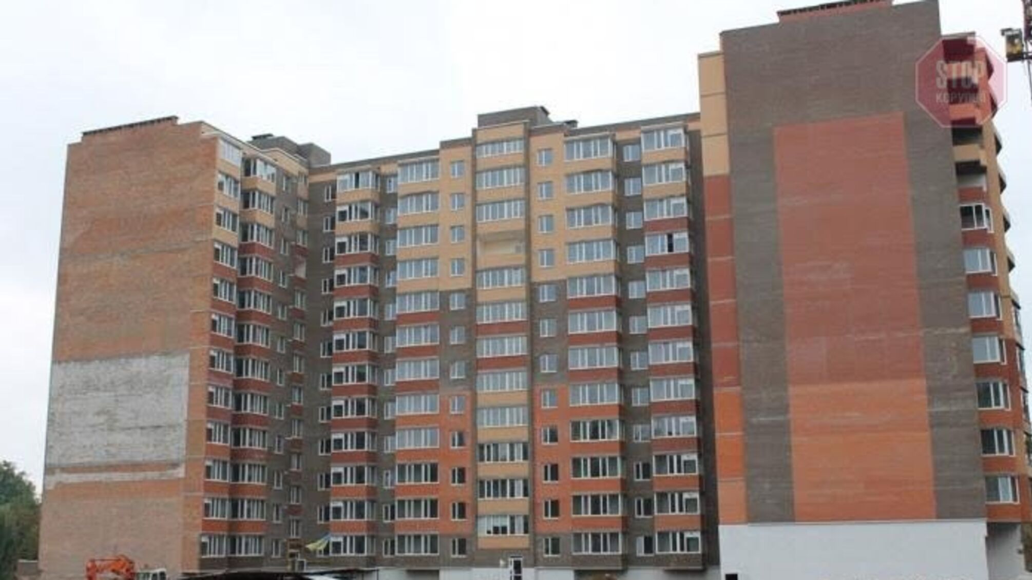 З будівництва ЖК у Вінниці вивели 120 мільйонів гривень: 300 сімей можуть залишитись без житла