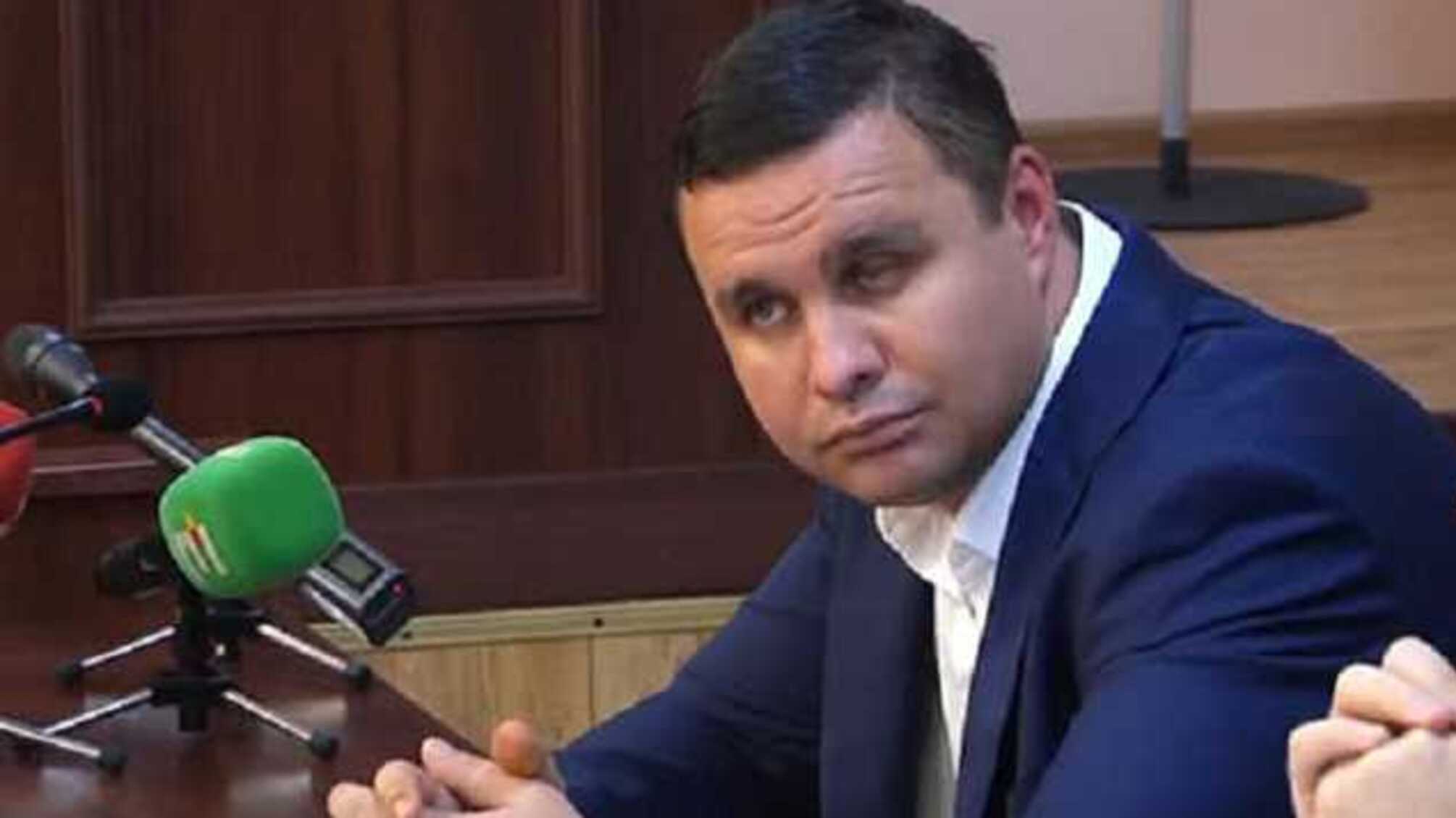 Микитасю продлили ношение браслета