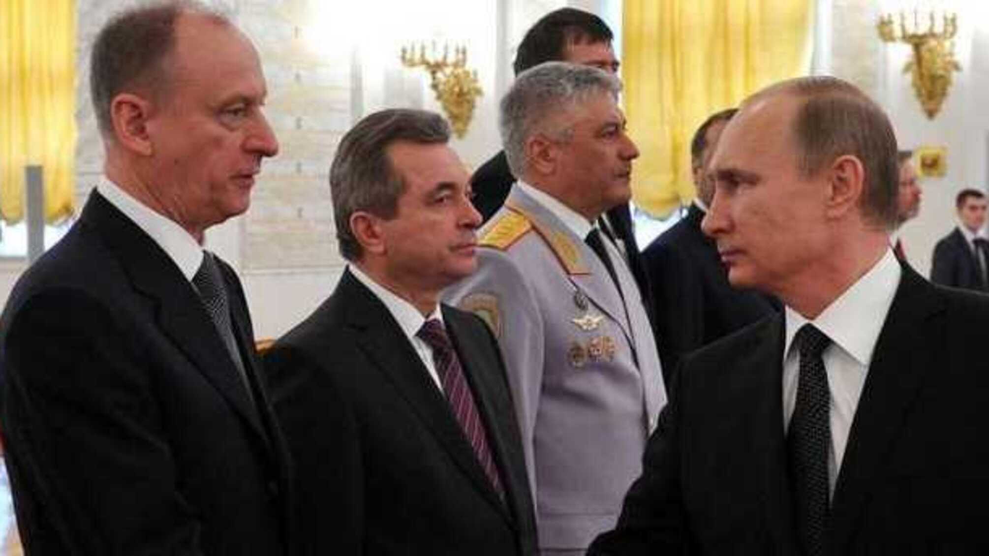 Перед разговором с Зеленским, Путин вызвал к себе Патрушева