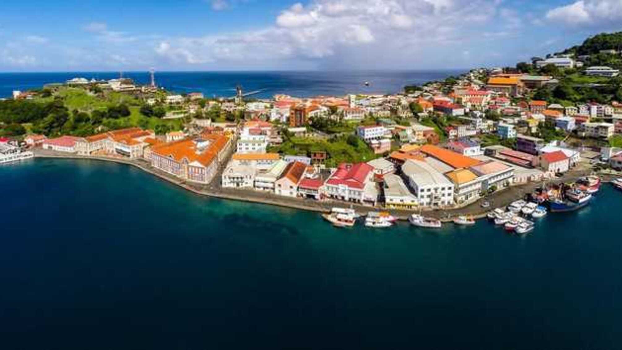 Лететь 30 часов: украинцы смогут ездить без виз на отдых в Гренаду