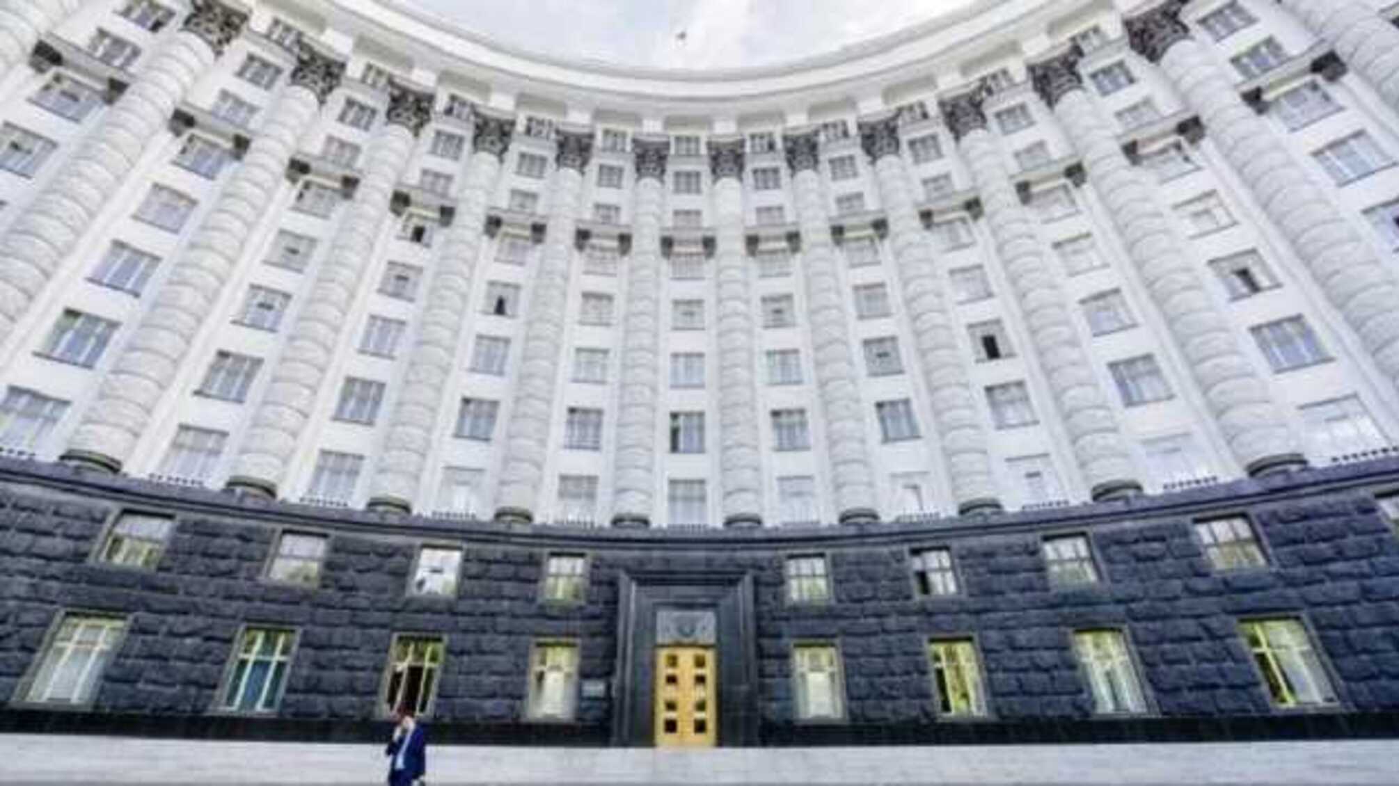 Как Павлюк двигает в руководство таможни Андрея Саварца