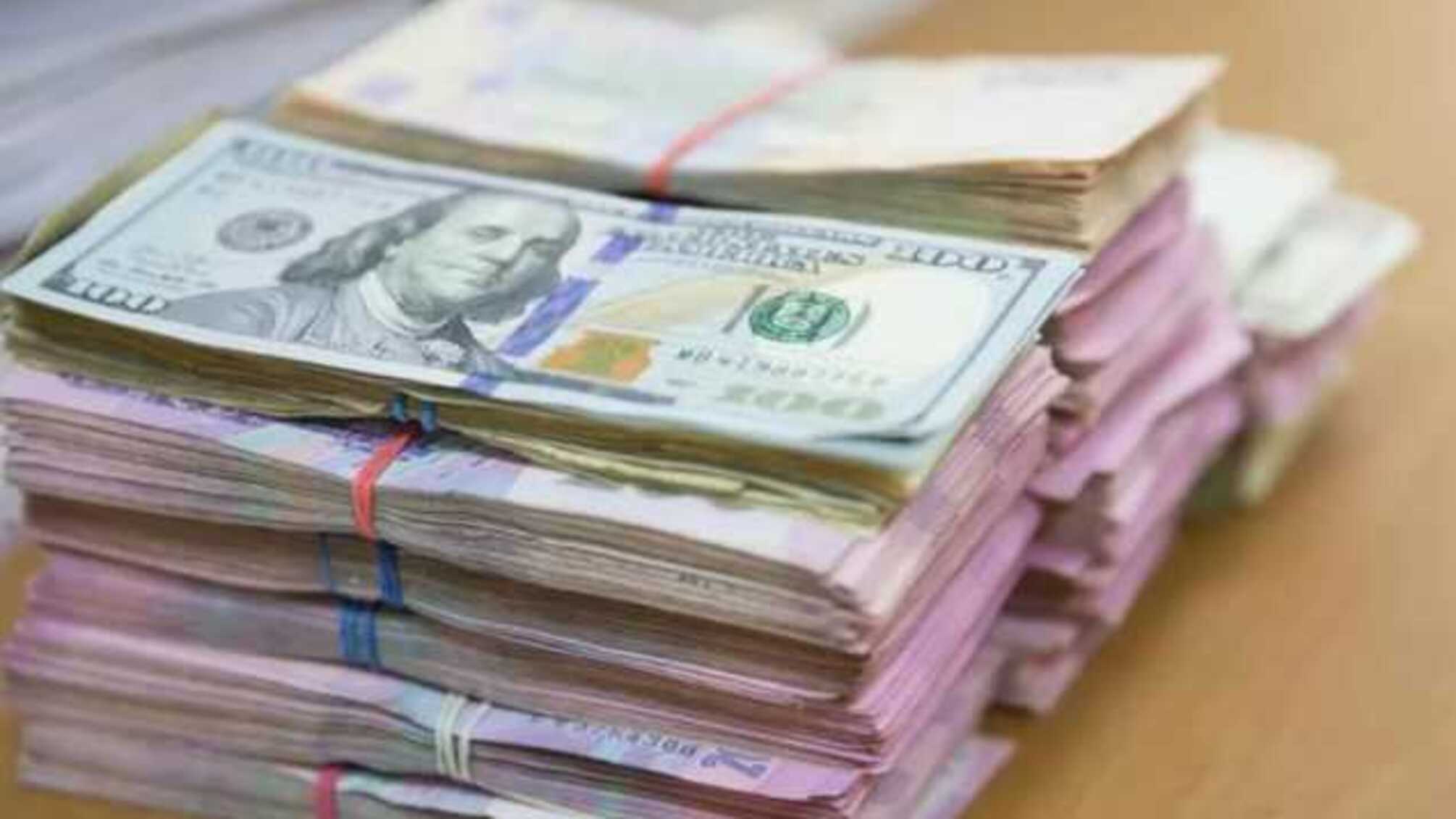 Главный сборщик акцизов Роман Гнатюк: в каких аферах замешан подельник главаря спиртовой мафии Евгения Черняка