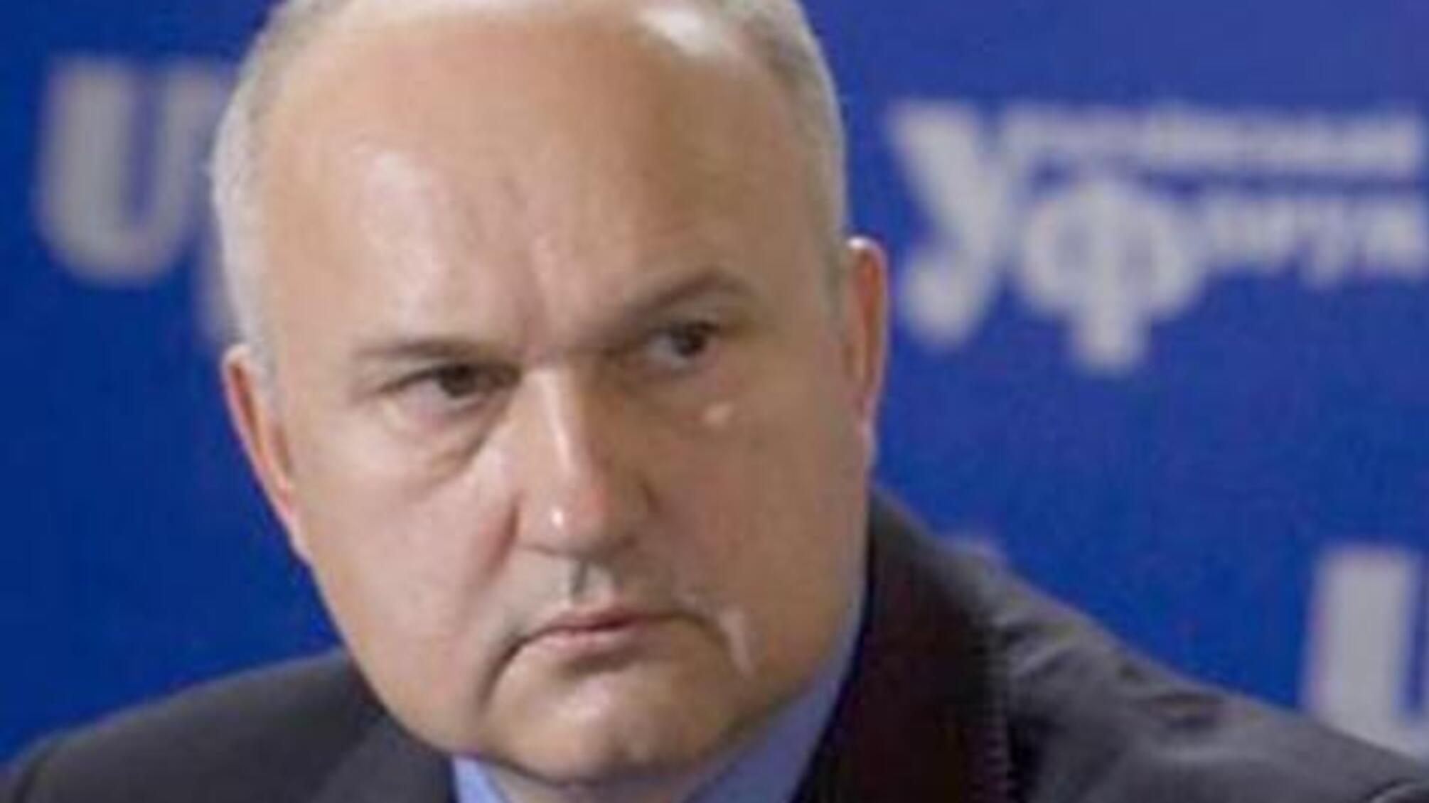 Чому потрібна люстрація в сфері національної безпеки України
