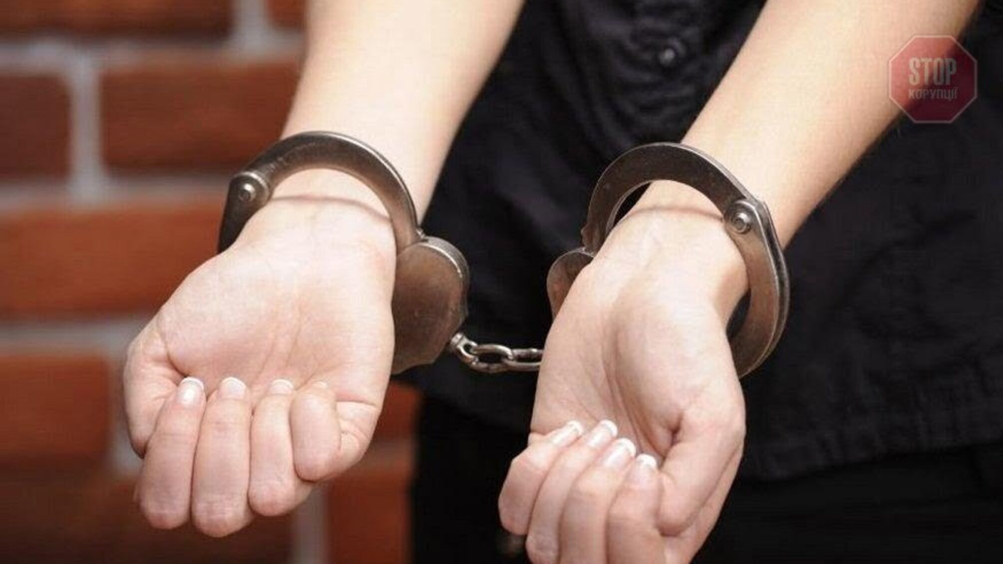 До п'яти років ув'язнення: співробітницю Одеської митниці посадили за хабар