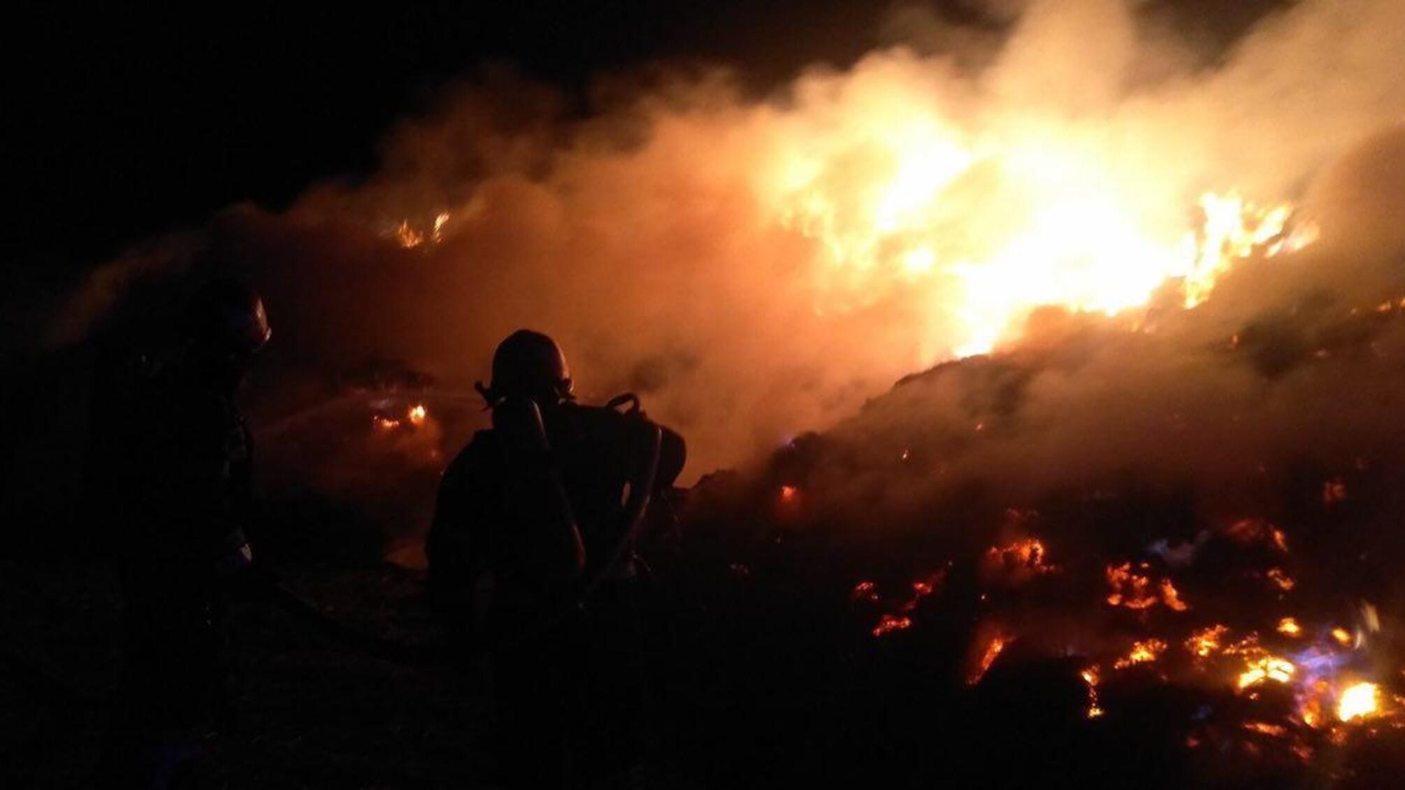 Кіровоградська область: рятувальники ДСНС спільно з пожежними місцевої пожежної команди приборкали 2 пожежі