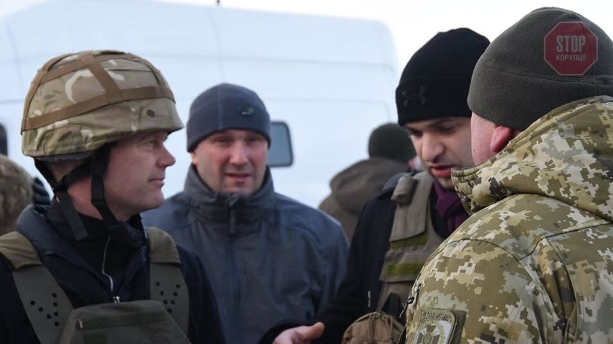 Данський міністр Єппе Кофод відвідав зону ООС