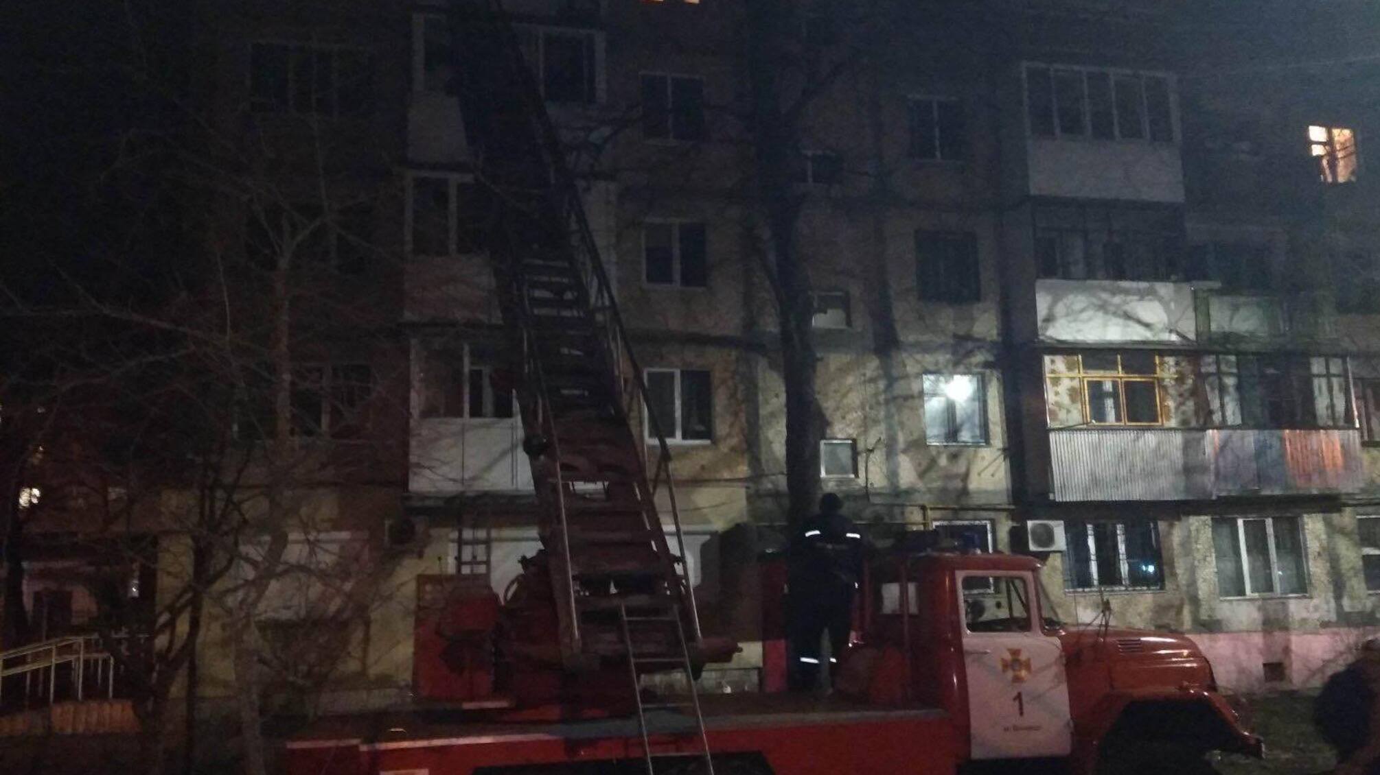 Під час пожежі у Вінниці врятовано троє людей, одна людина загинула