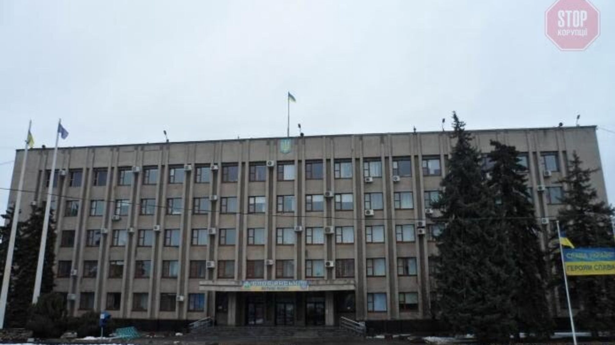 Фальшиві документи та підпільні засідання: як у Слов'янську намагаються відкликати депутатів міськради