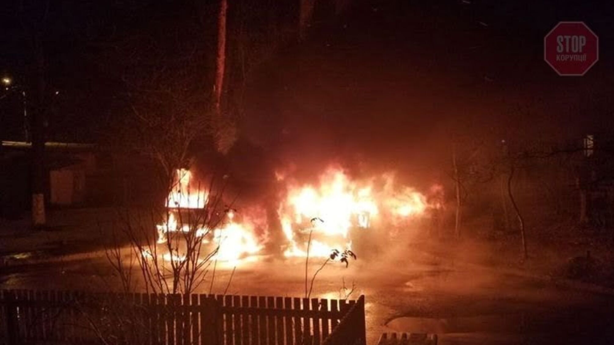 Депутату Ірпінської міськради підпалили авто (фото)