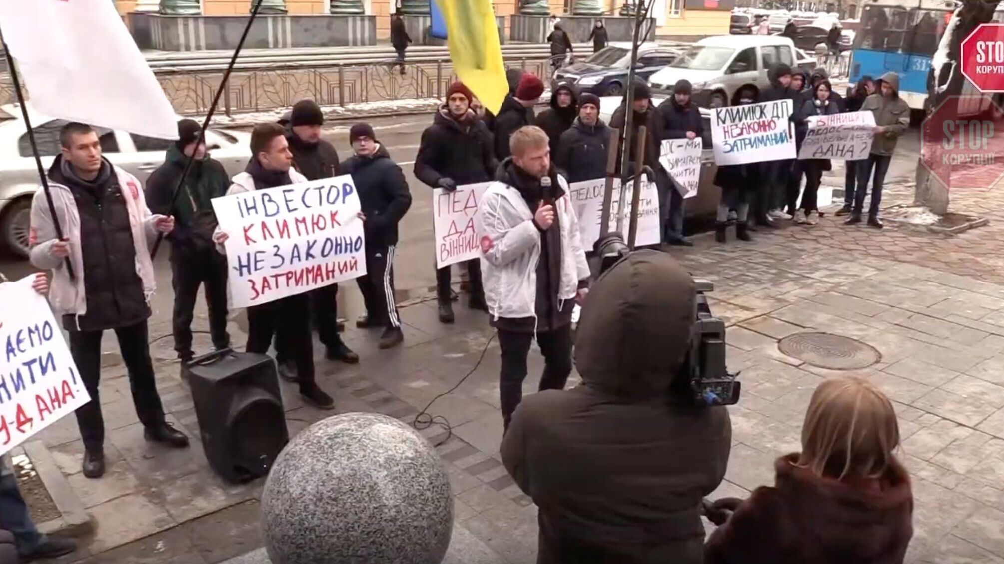 У Вінниці забудовники нацькували на інвестора копів та намагались відібрати його житло